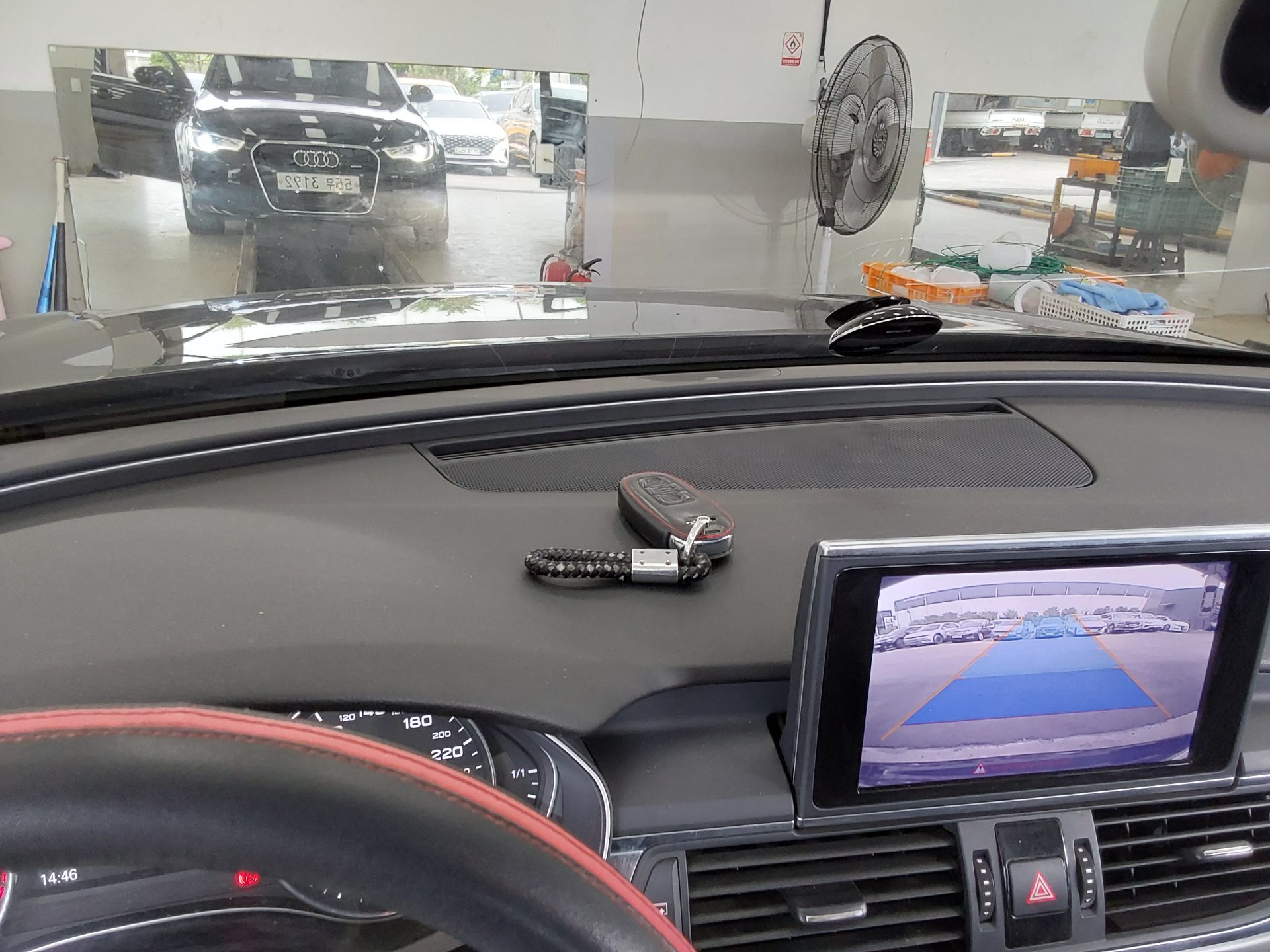 Audi A6 2013 - Image 17