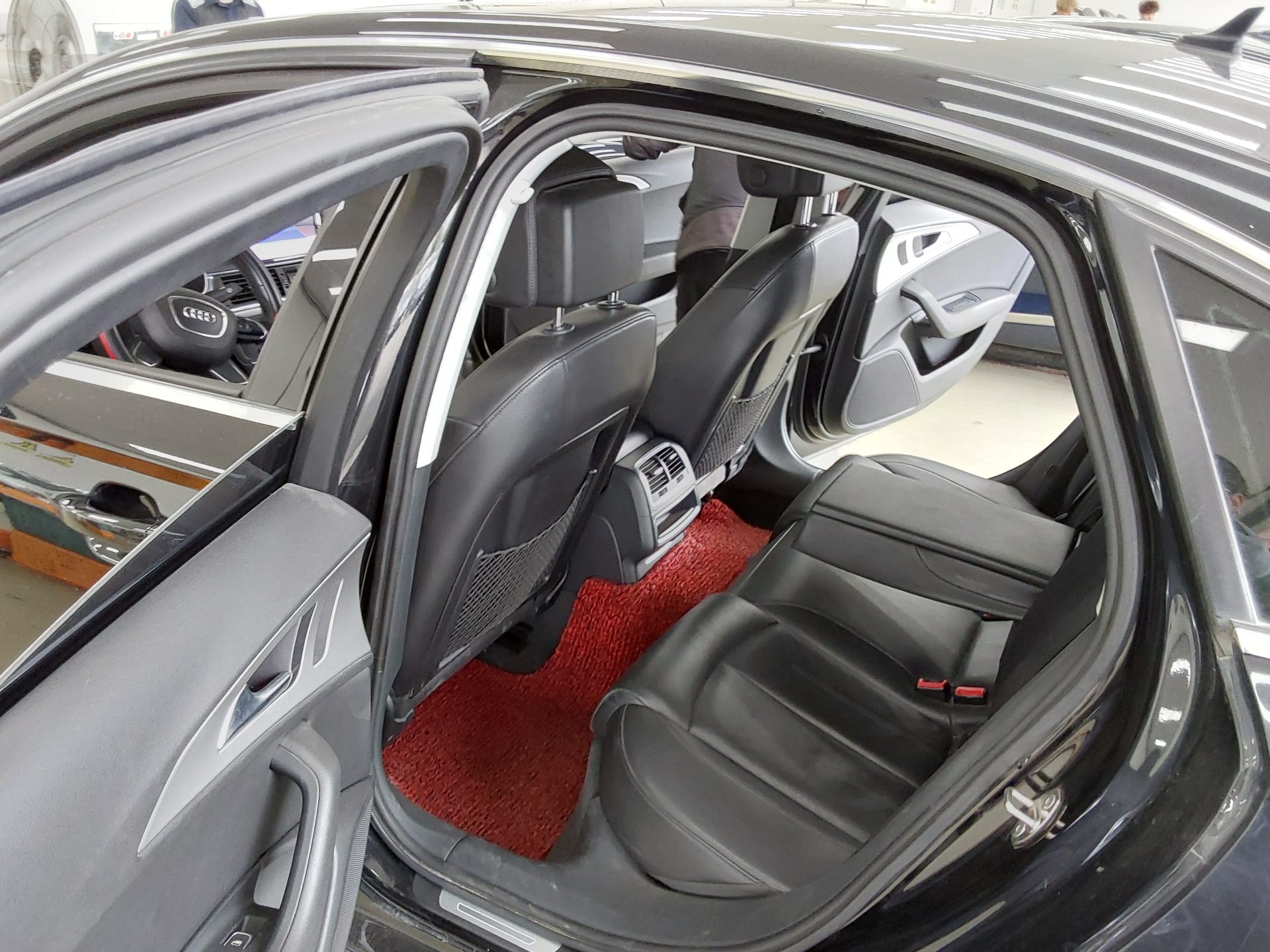 Audi A6 2013 - Image 11