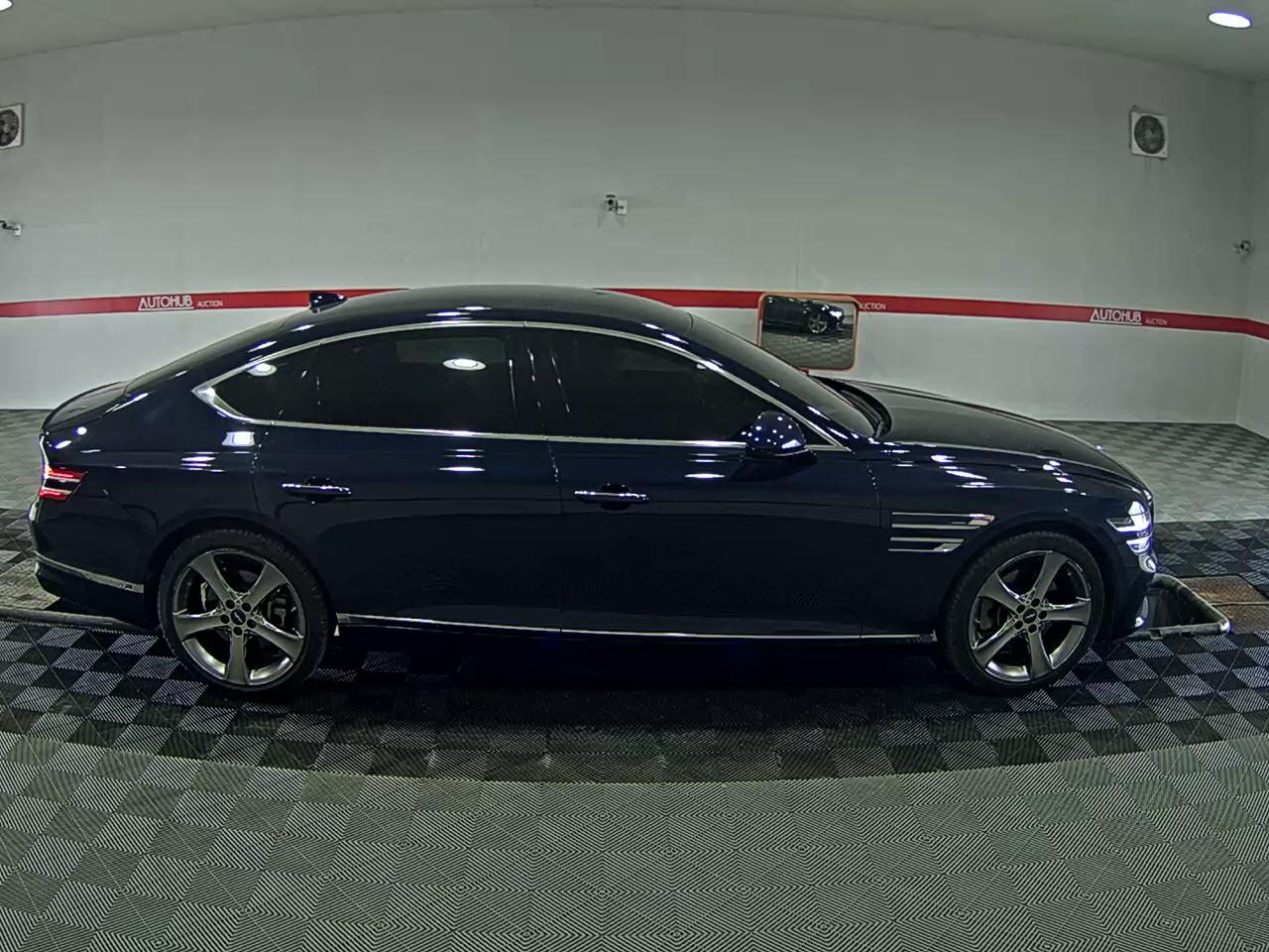 2021 - genesis g80