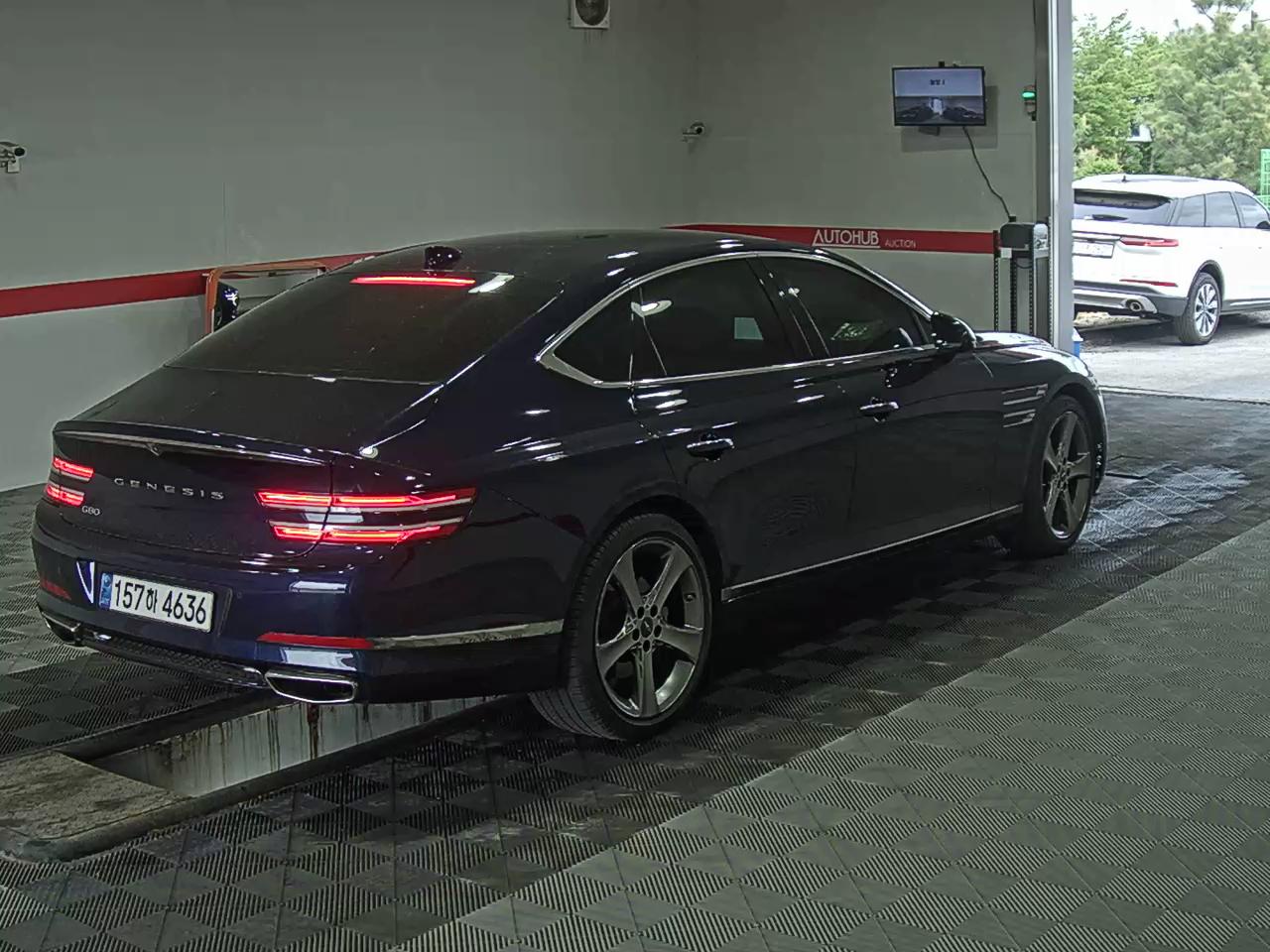 2021 - genesis g80