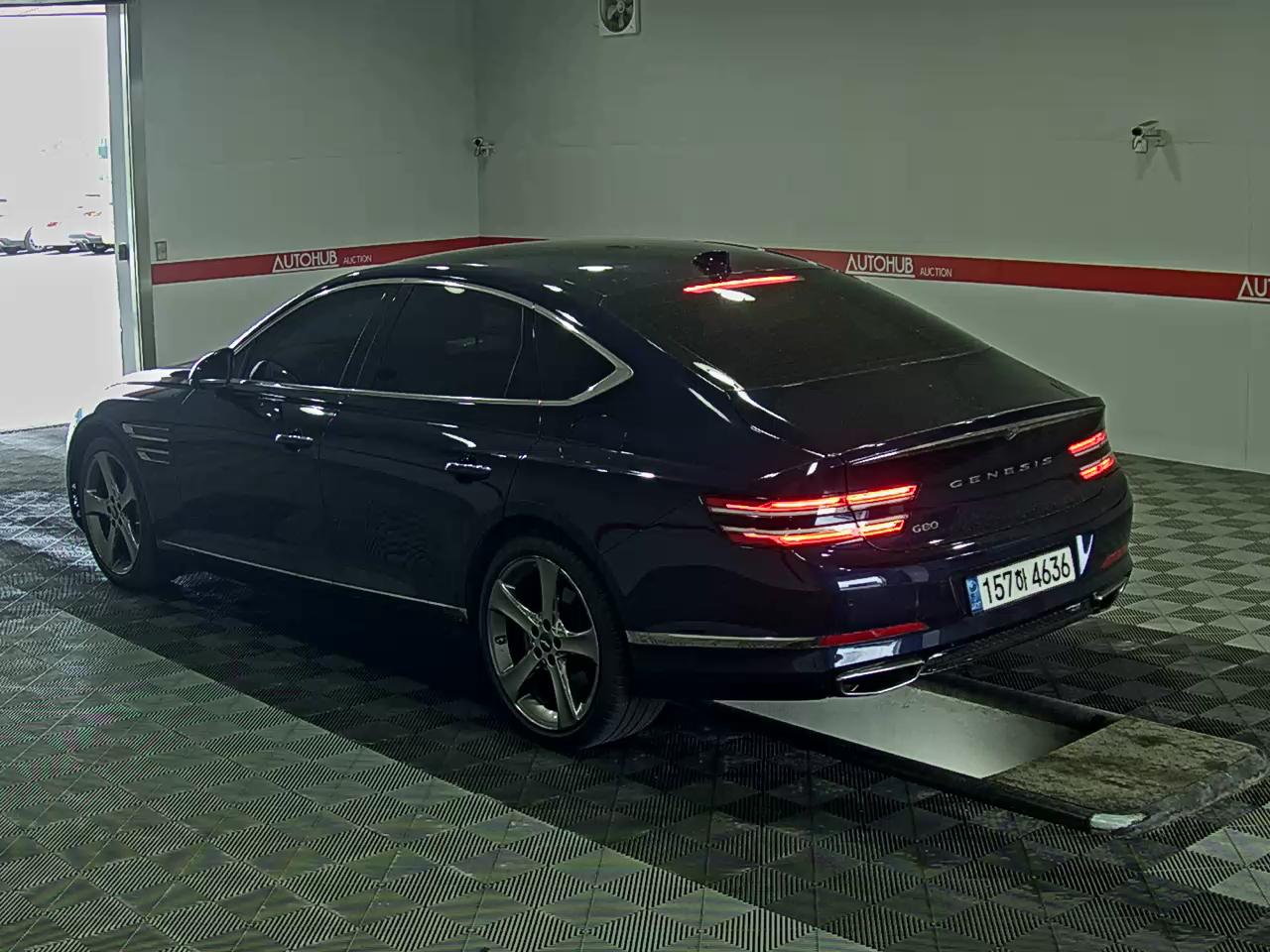 2021 - genesis g80