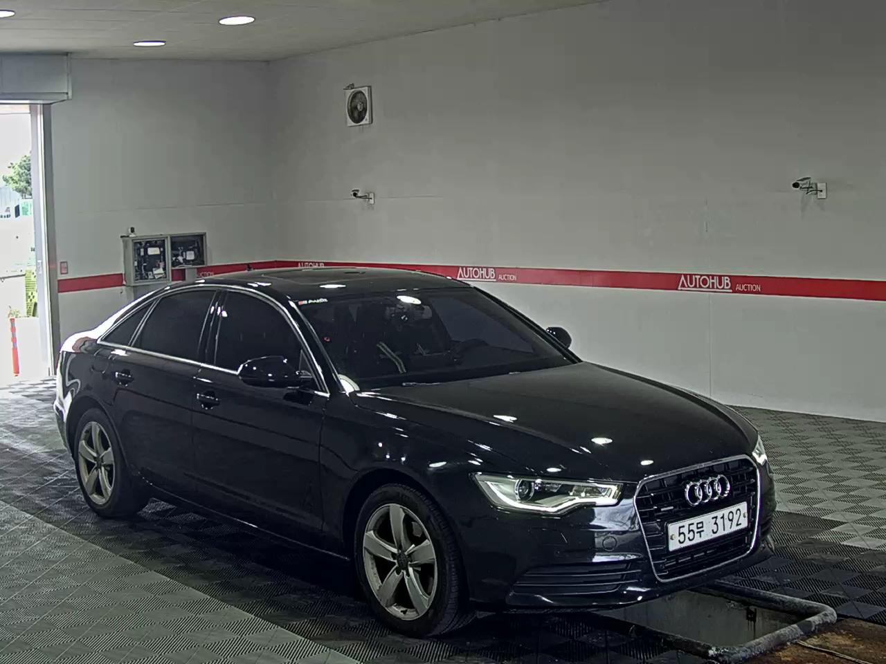 Audi A6 2013 - Image 2
