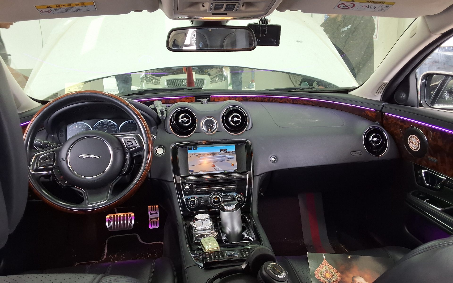 Jaguar Jaguar 2015 - Image 10