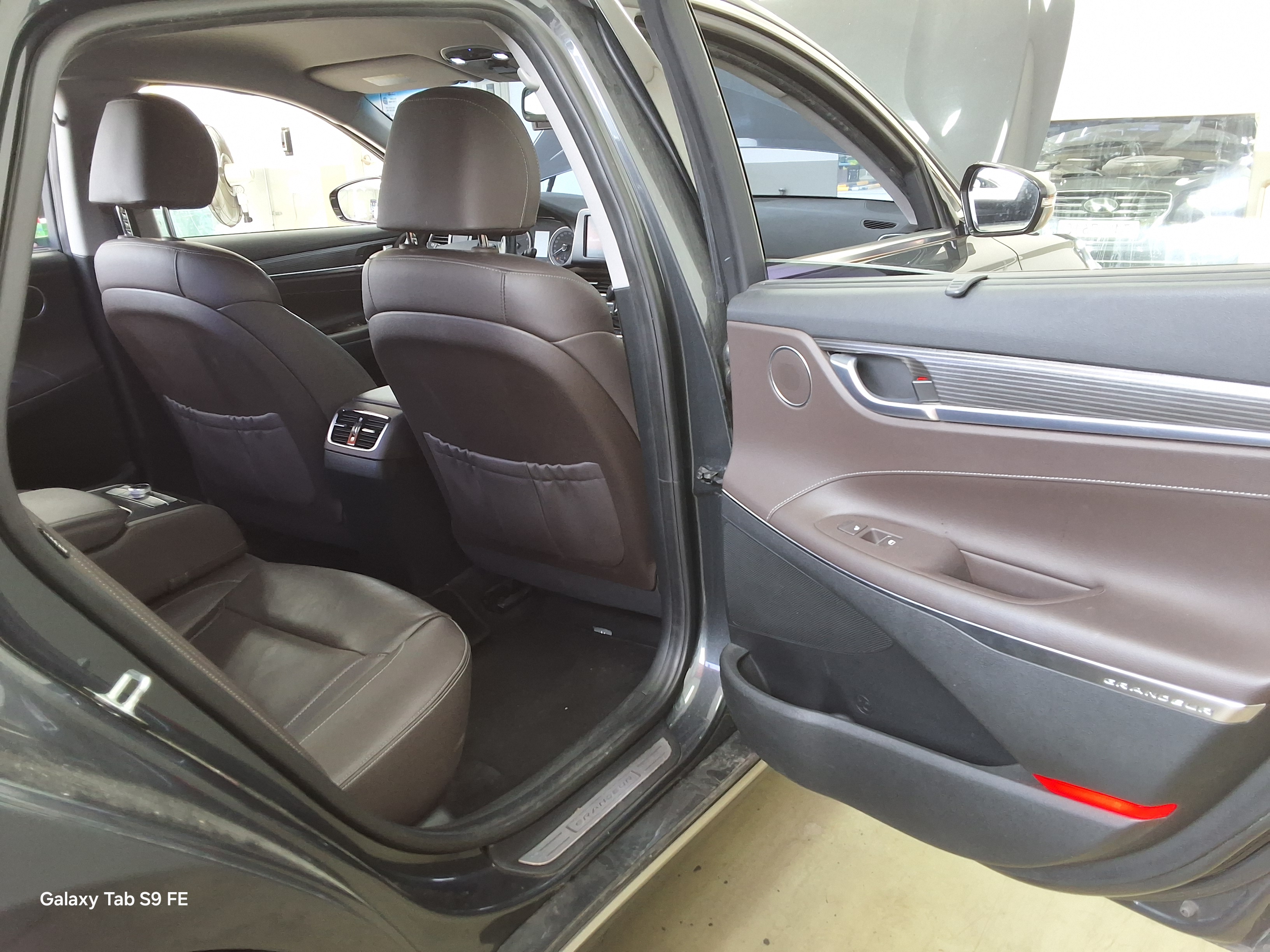 Hyundai Grandeur 2018 - Image 12