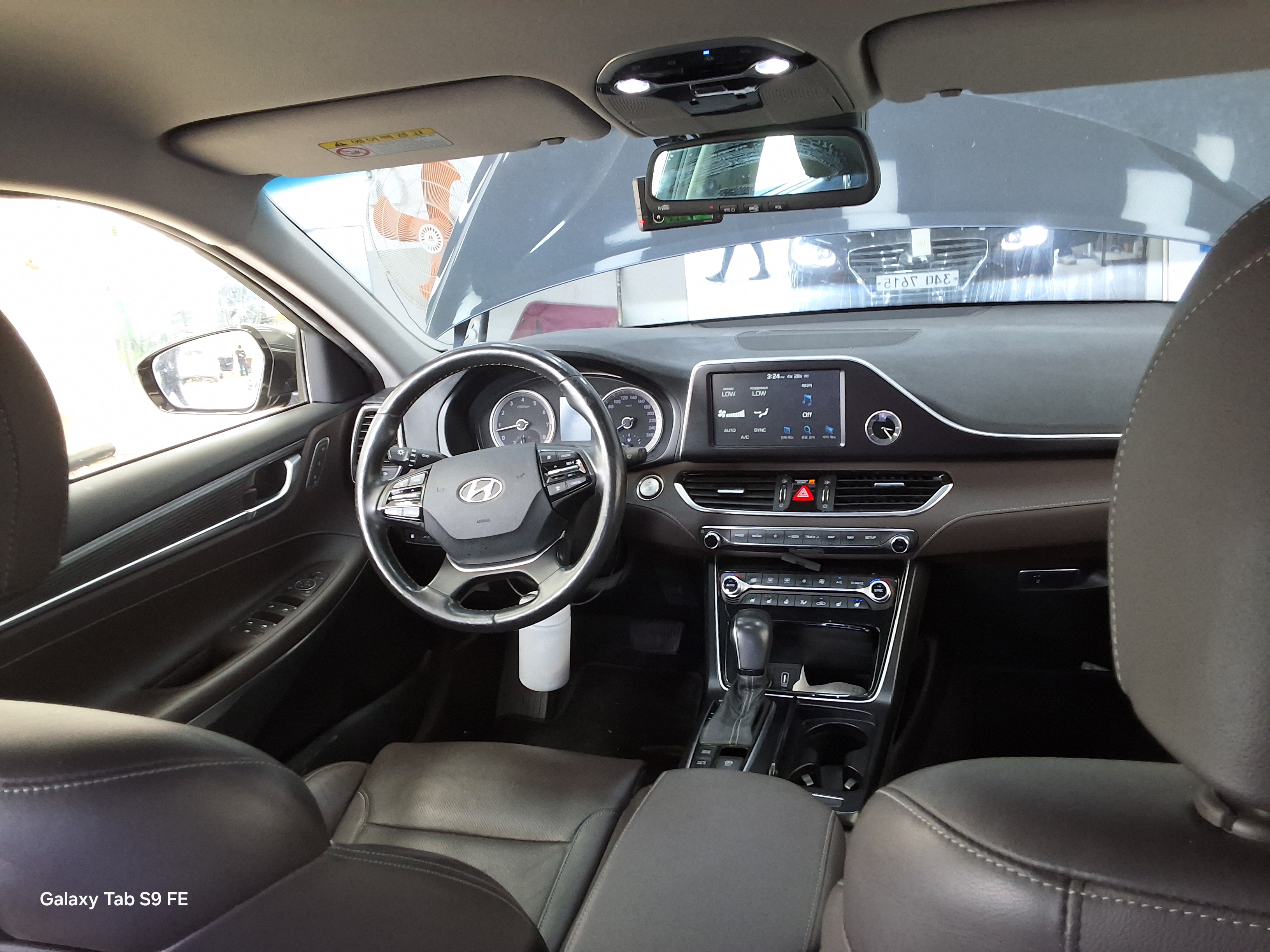Hyundai Grandeur 2018 - Image 10