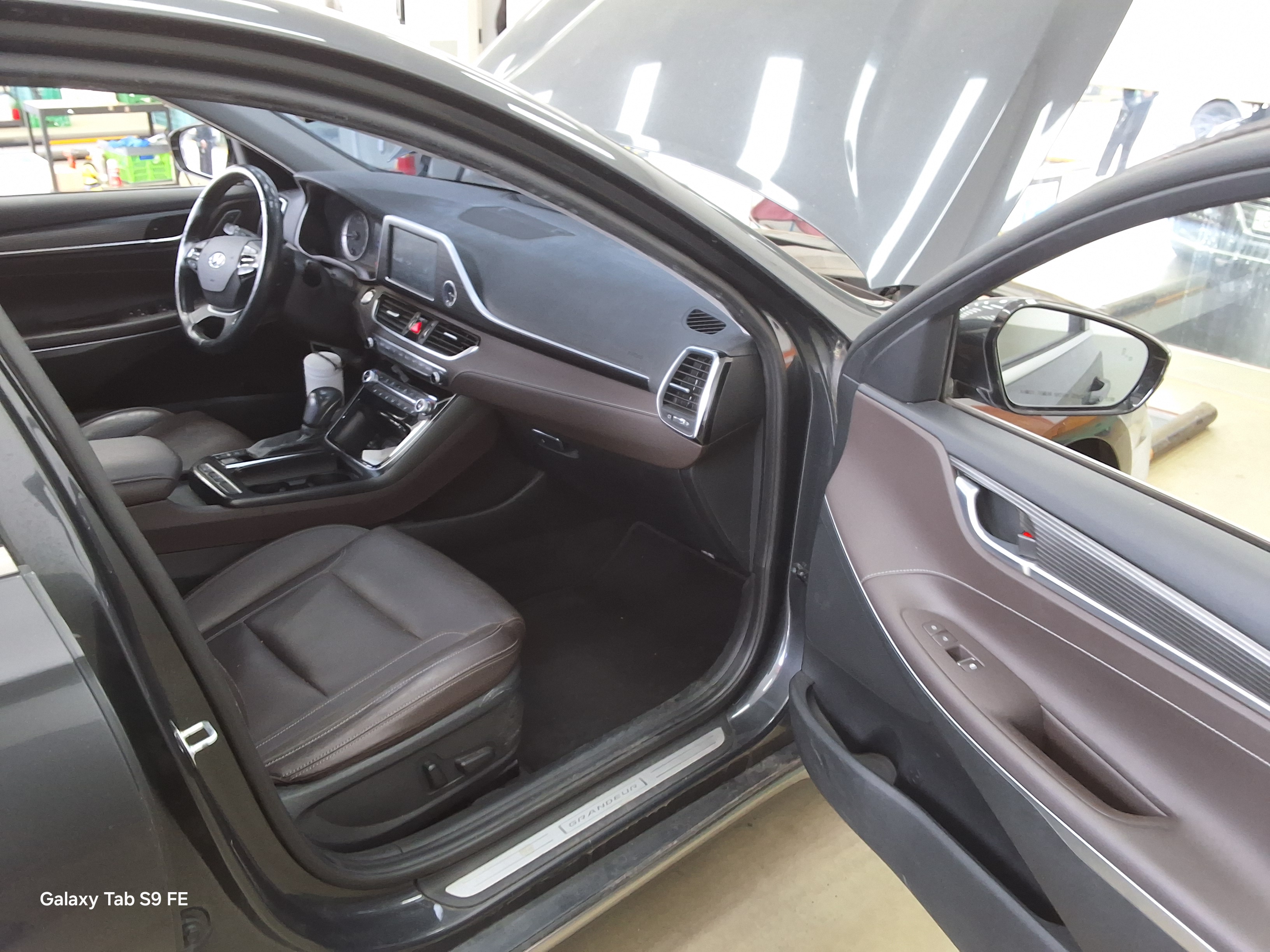 Hyundai Grandeur 2018 - Image 13