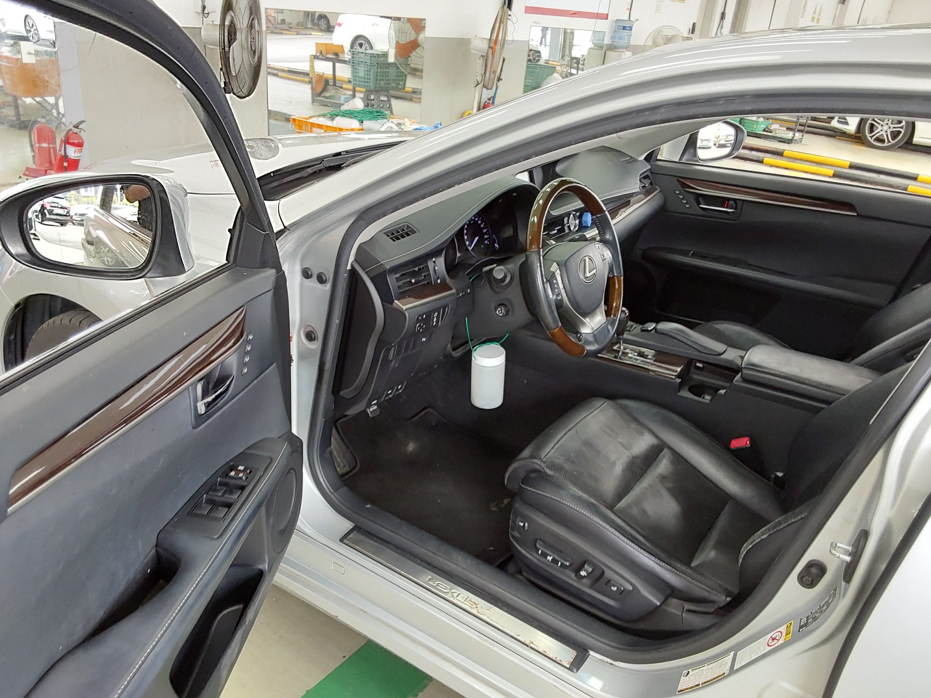 Lexus ES 2013 - Image 10