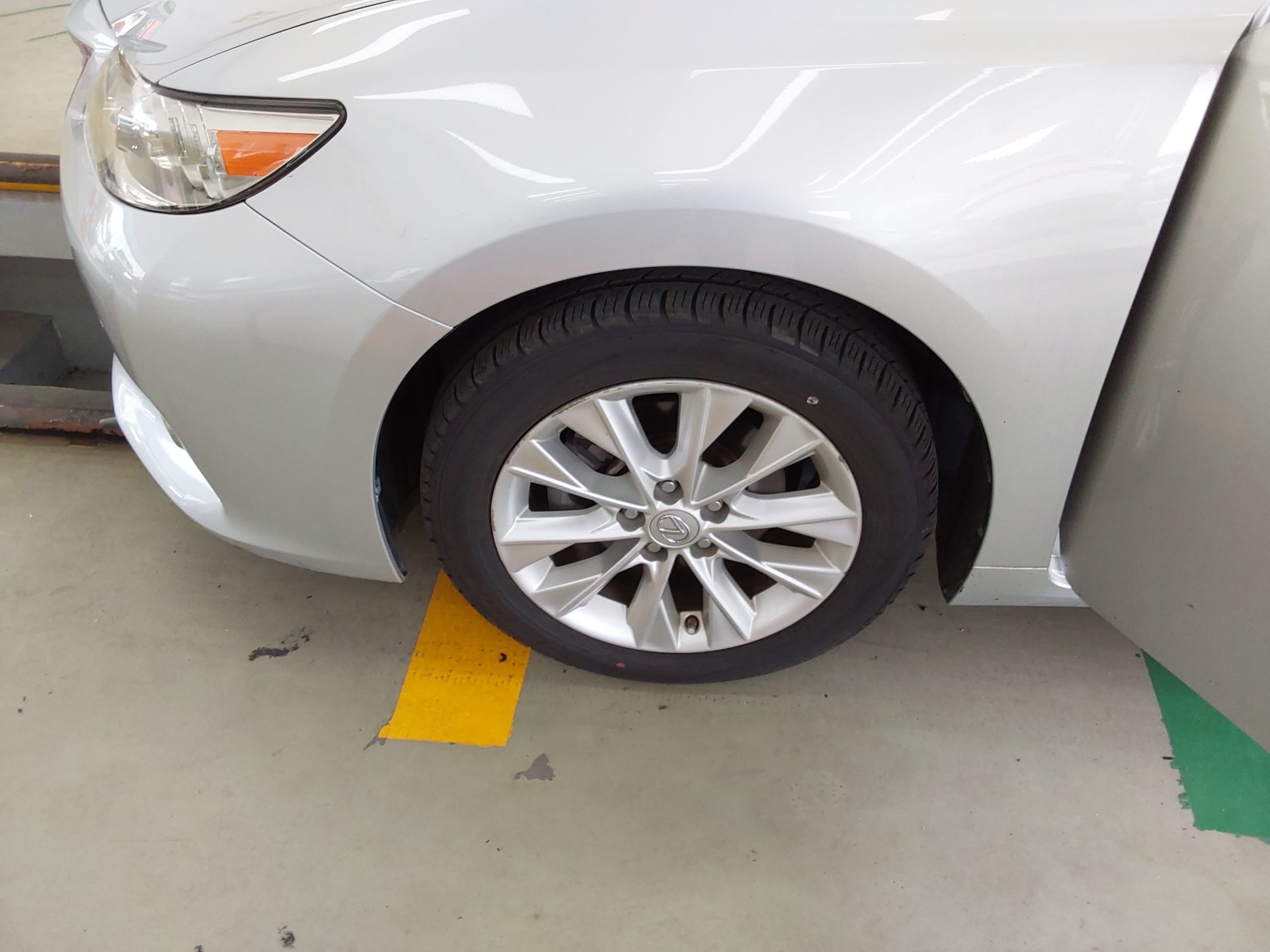 Lexus ES 2013 - Image 21