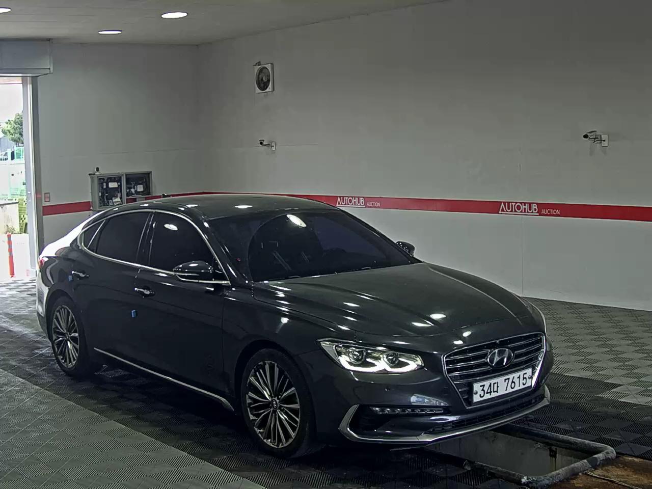 Hyundai Grandeur 2018 - Image 2
