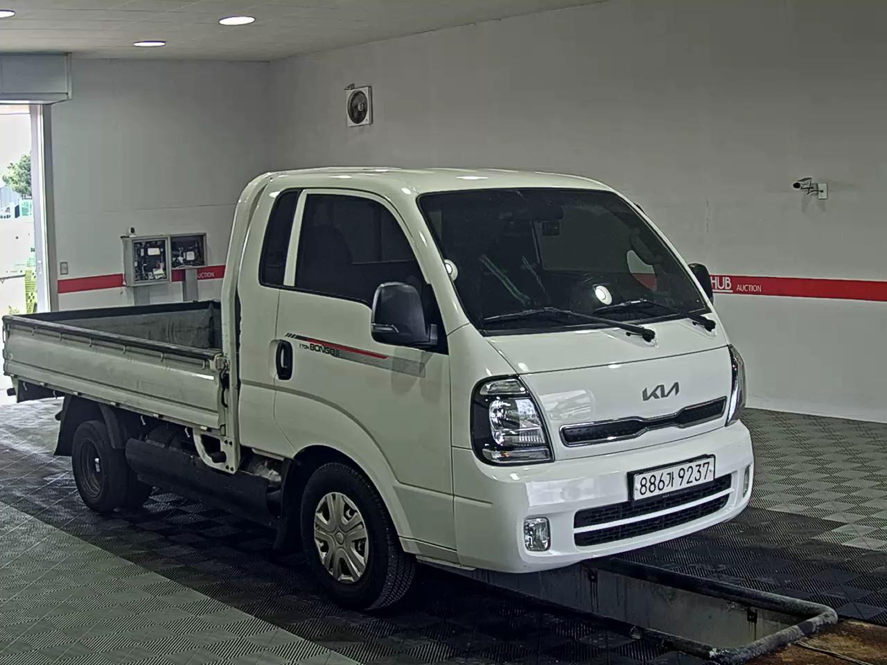 Chrysler Cargo 2022 - Image 2
