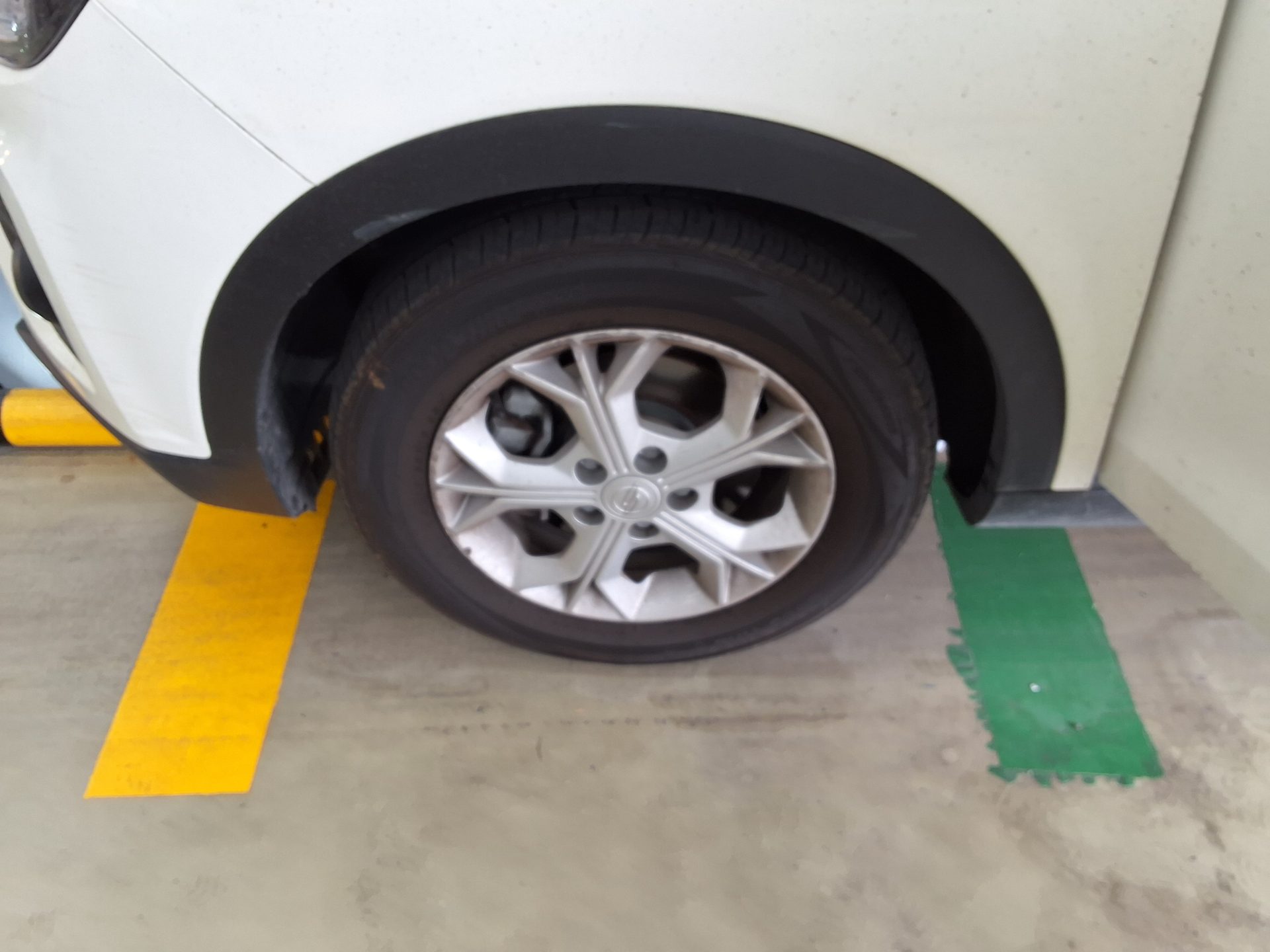 KG Mobility Tivoli 2021 - Image 19