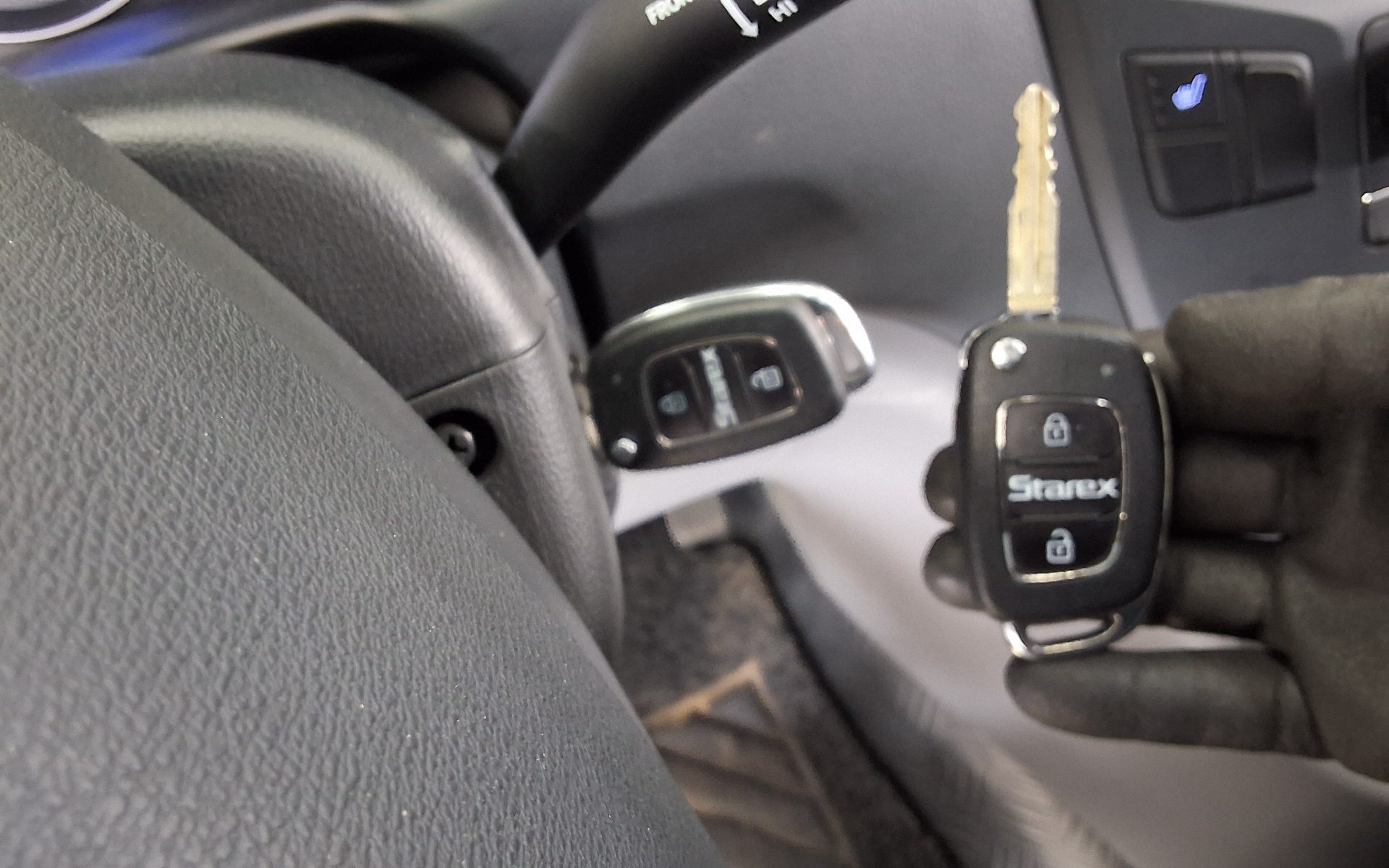 Hyundai Grand Starex 2021 - Image 18