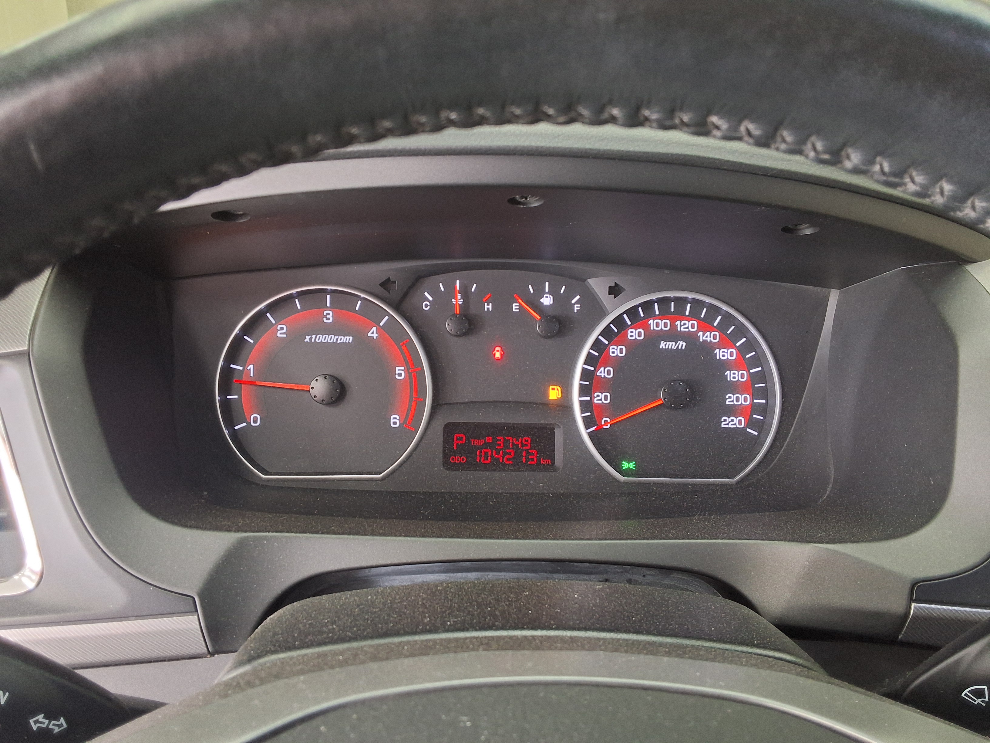 KG Mobility Korando Sports 2016 - Image 8