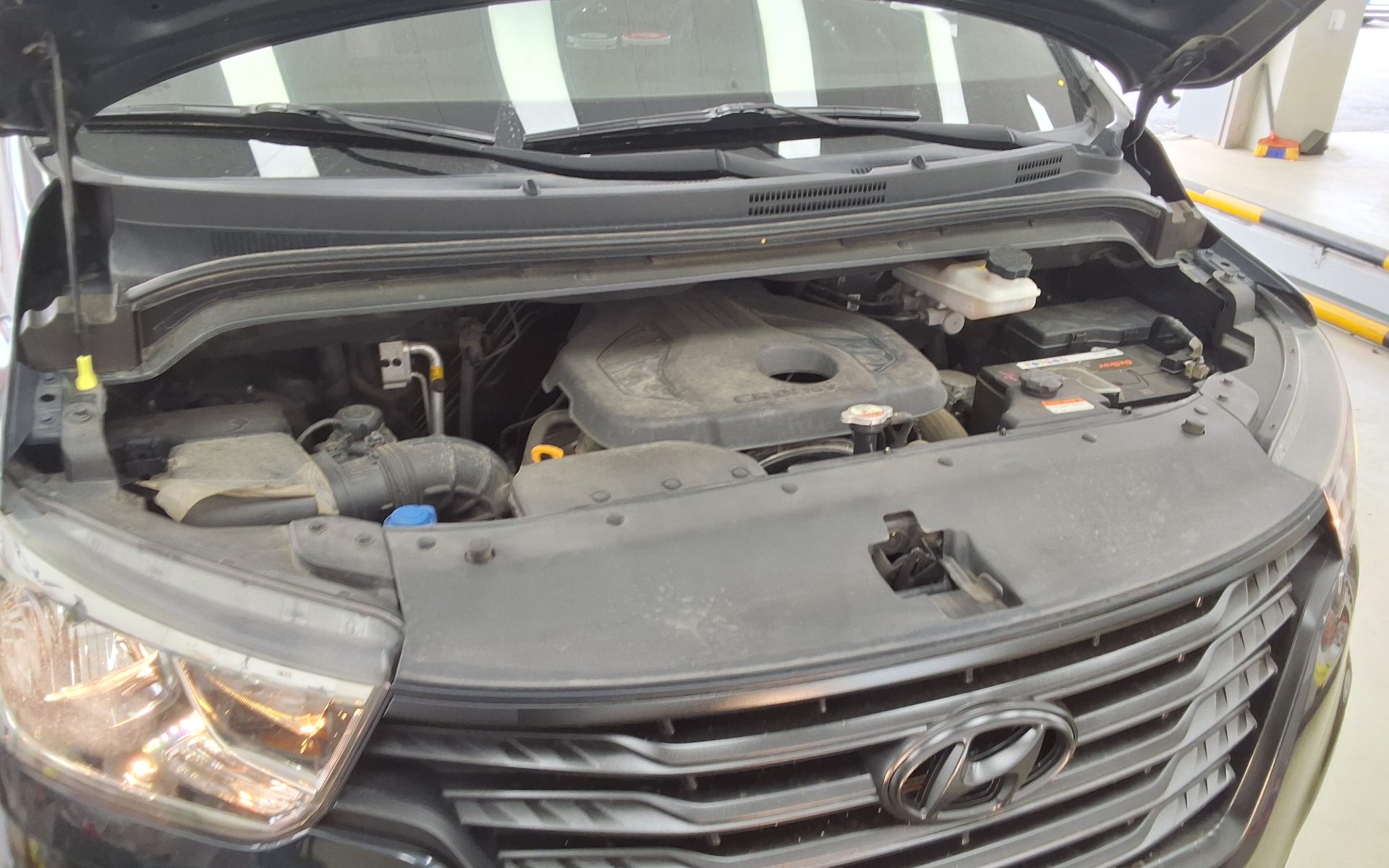 Hyundai Grand Starex 2021 - Image 19