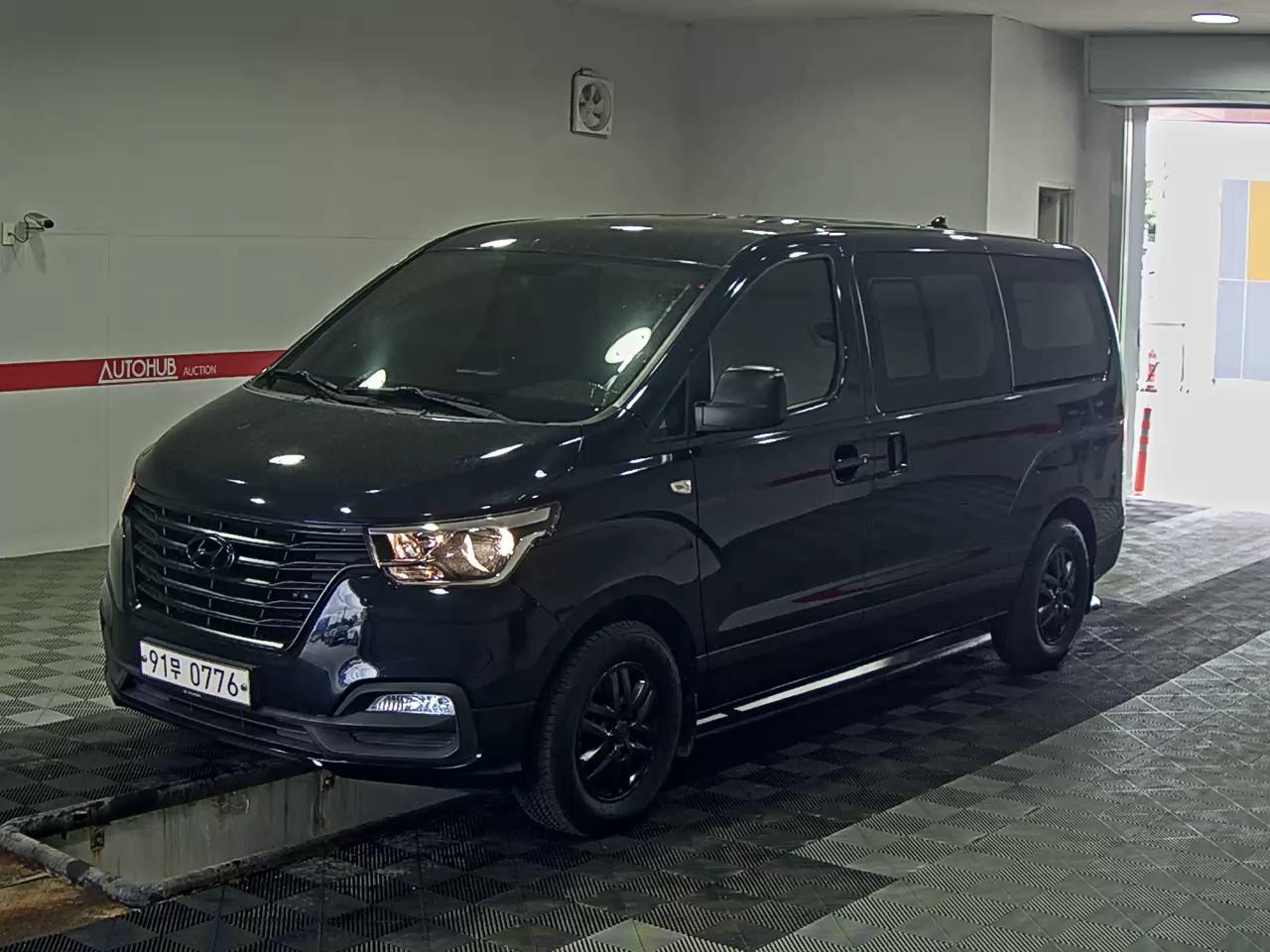 Hyundai Grand Starex