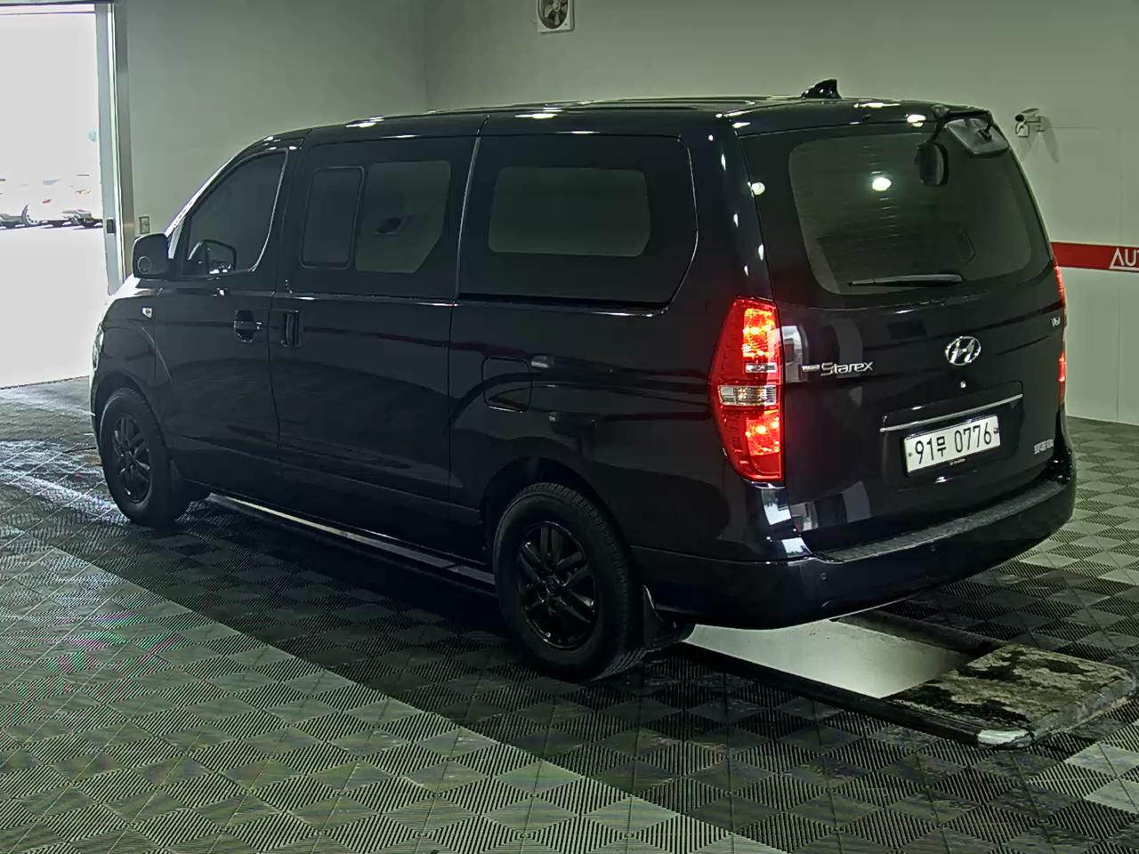 Hyundai Grand Starex 2021 - Image 5