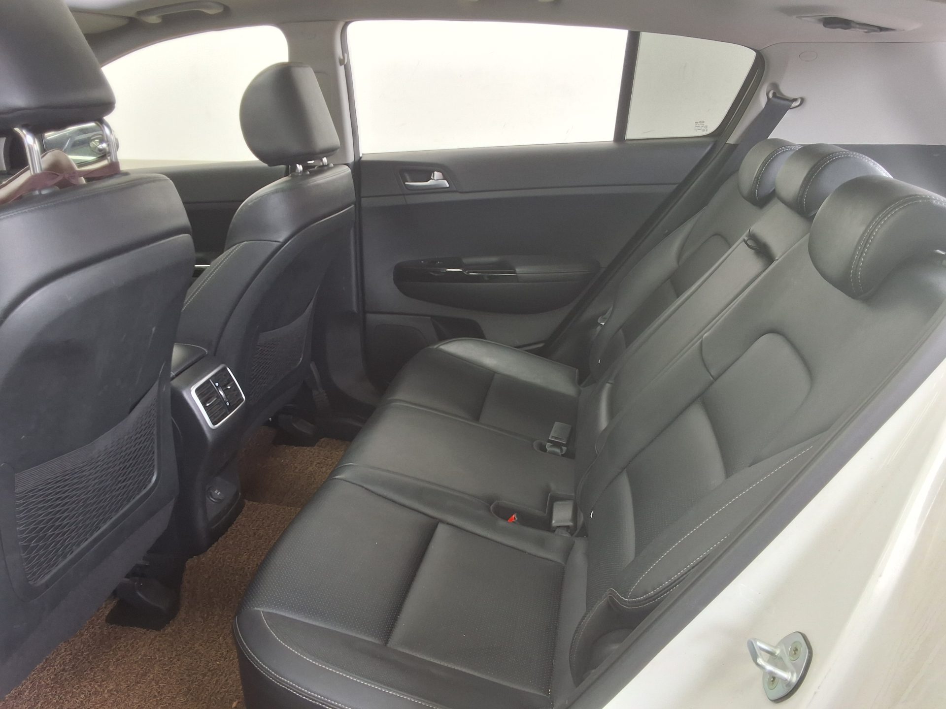 Kia Sportage 2016 - Image 11