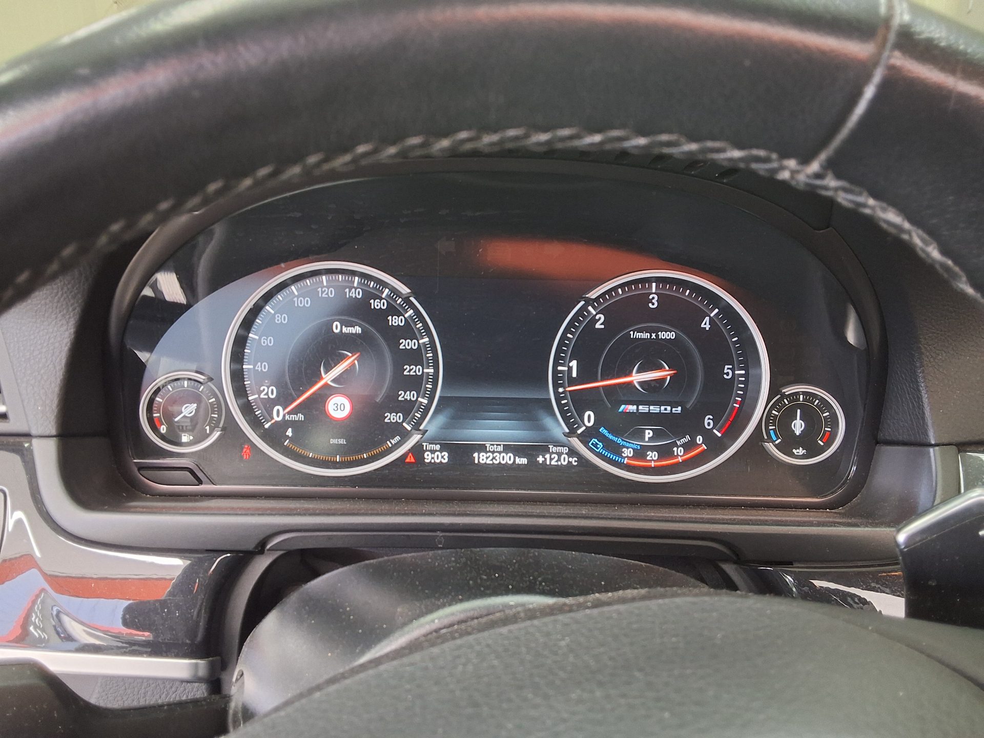 BMW 5 Series 2016 - Image 8