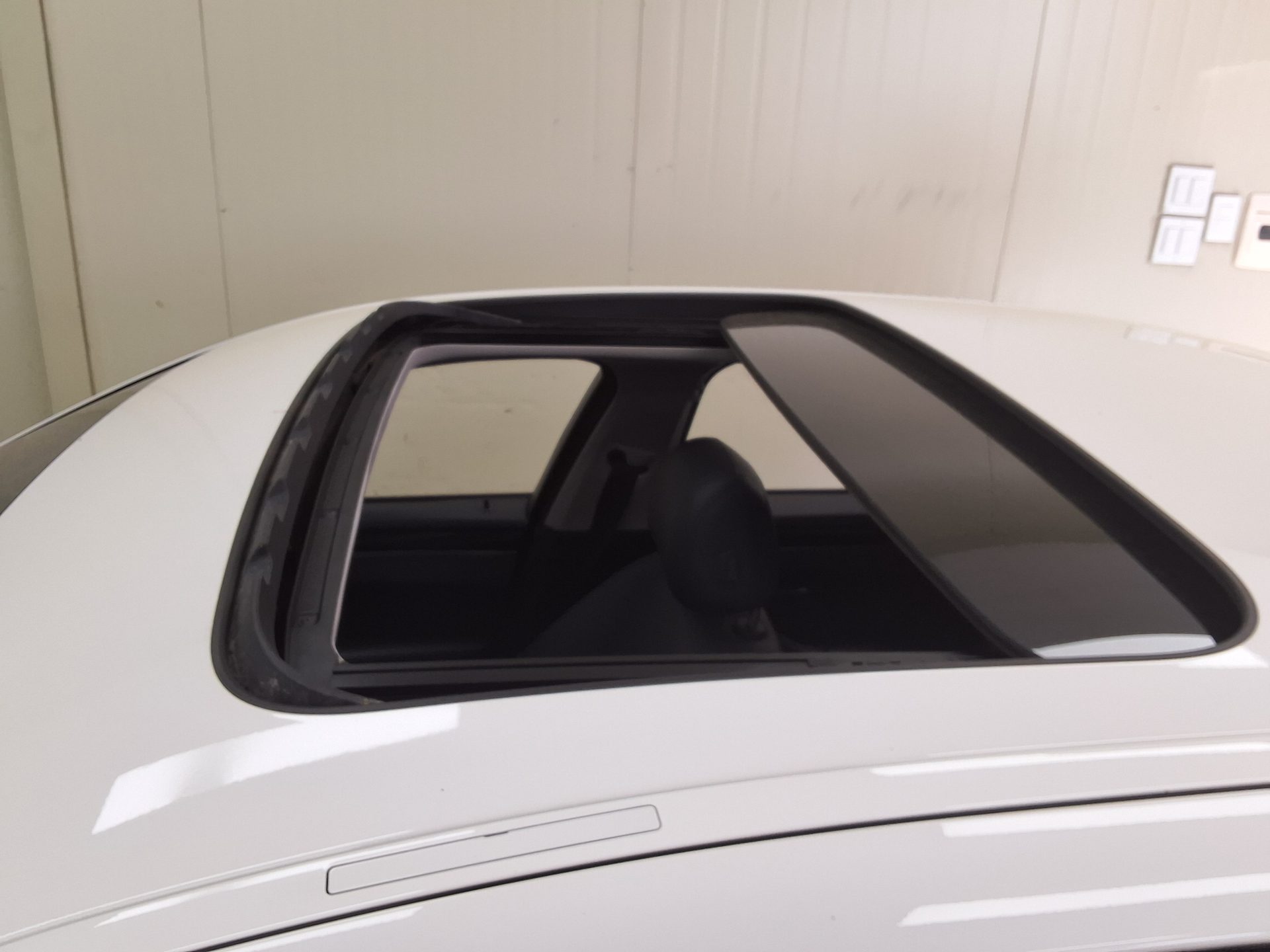 BMW 5 Series 2016 - Image 18