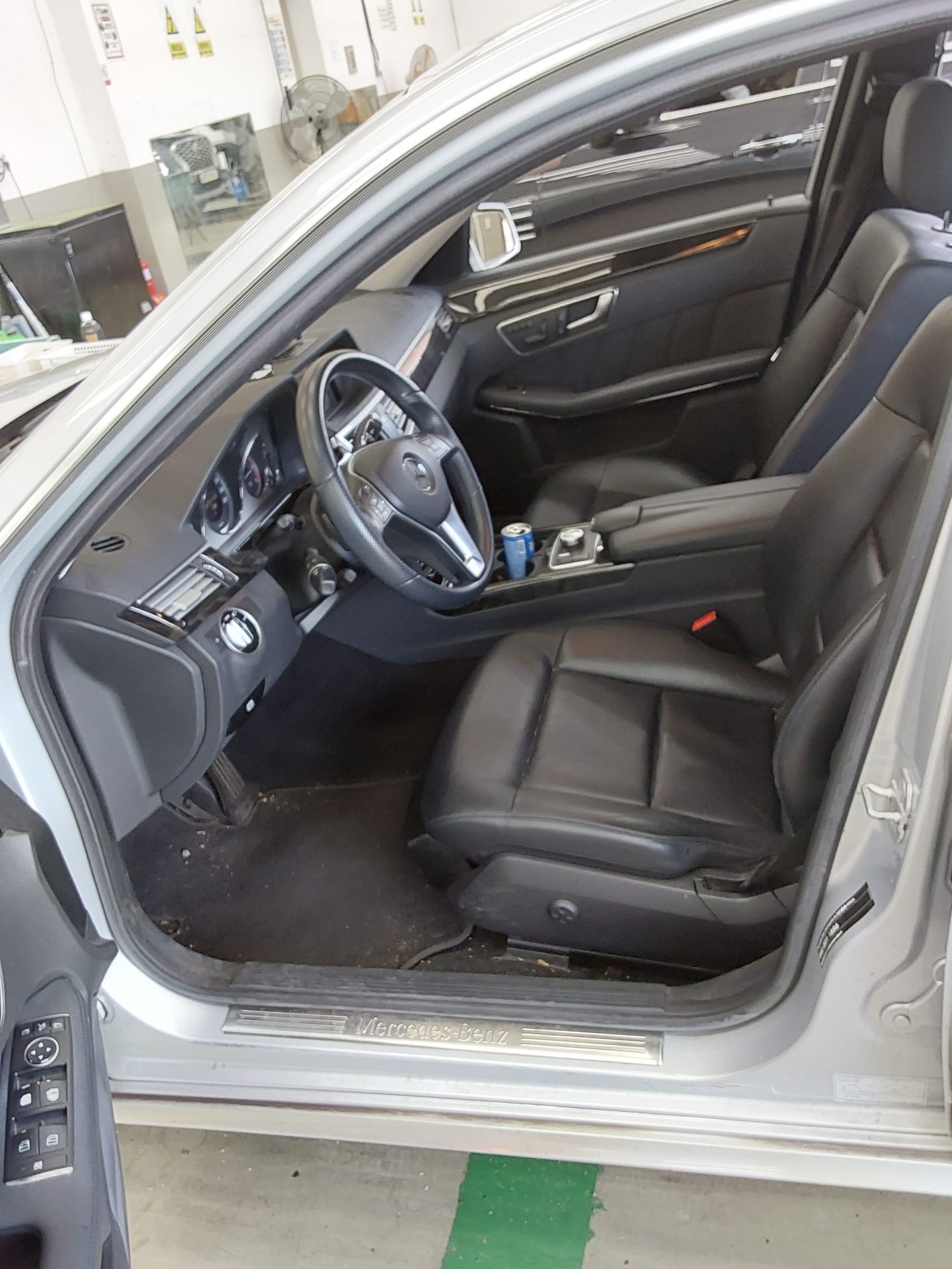 Mercedes-Benz E-Class 2013 - Image 9