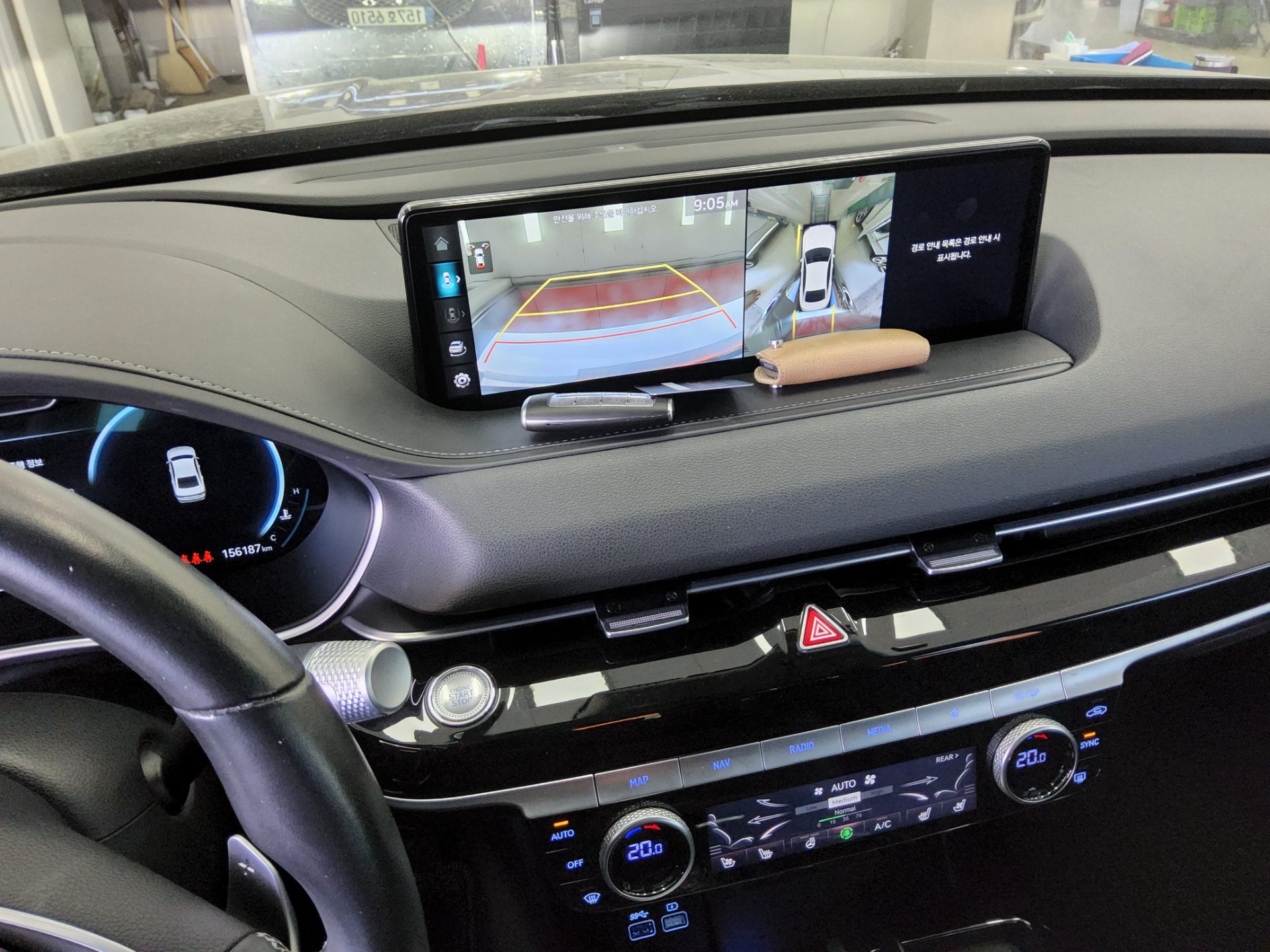 2022 - genesis g80