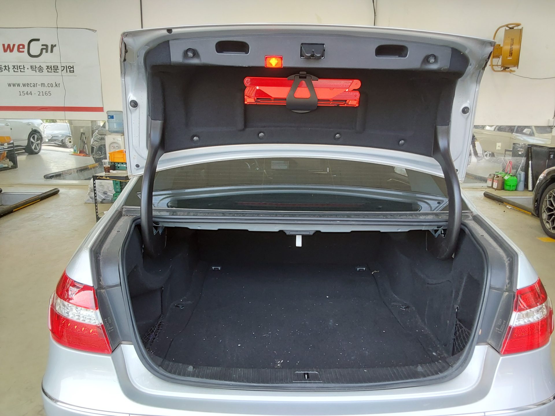 Mercedes-Benz E-Class 2013 - Image 14