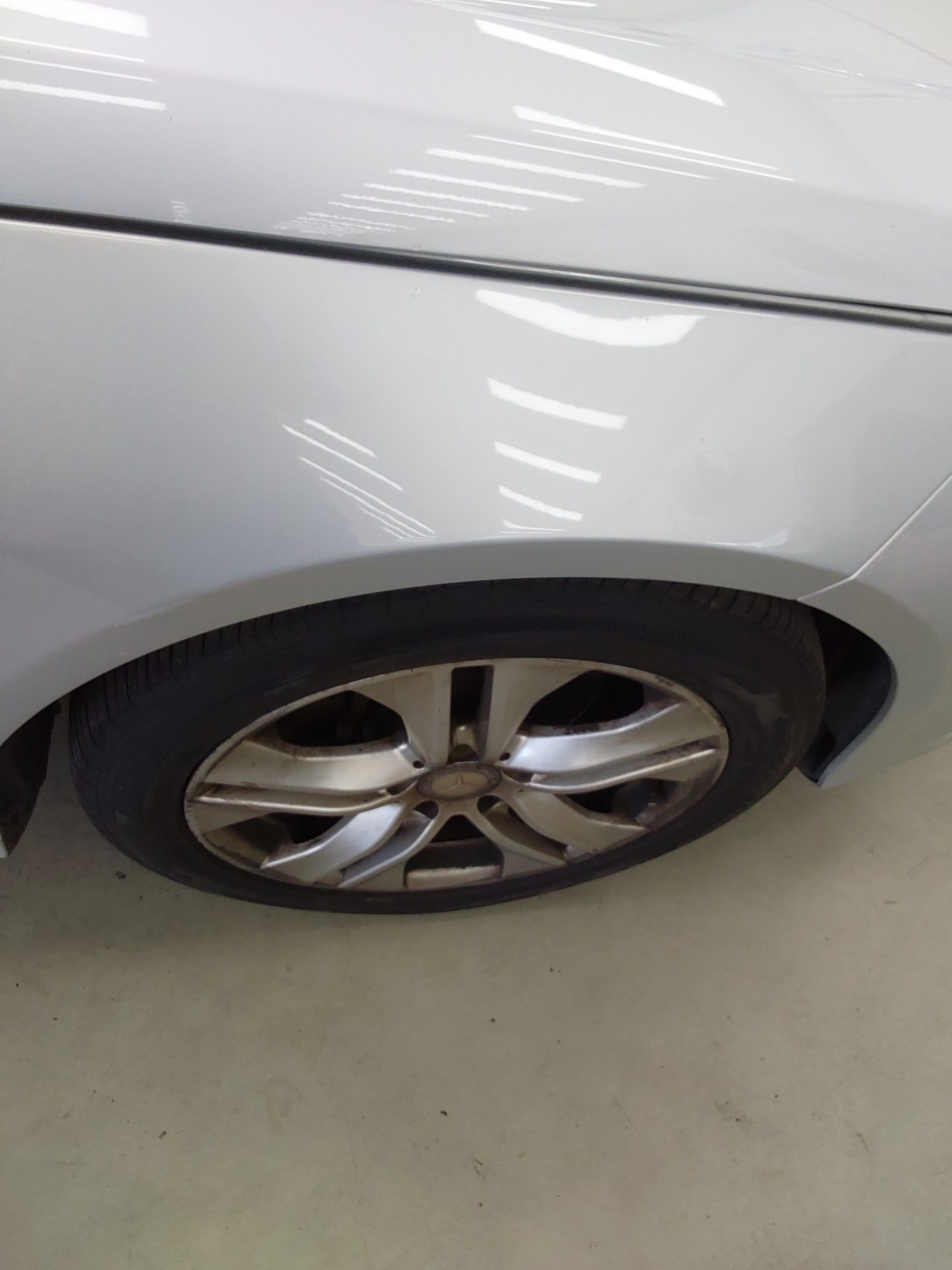 Mercedes-Benz E-Class 2013 - Image 21