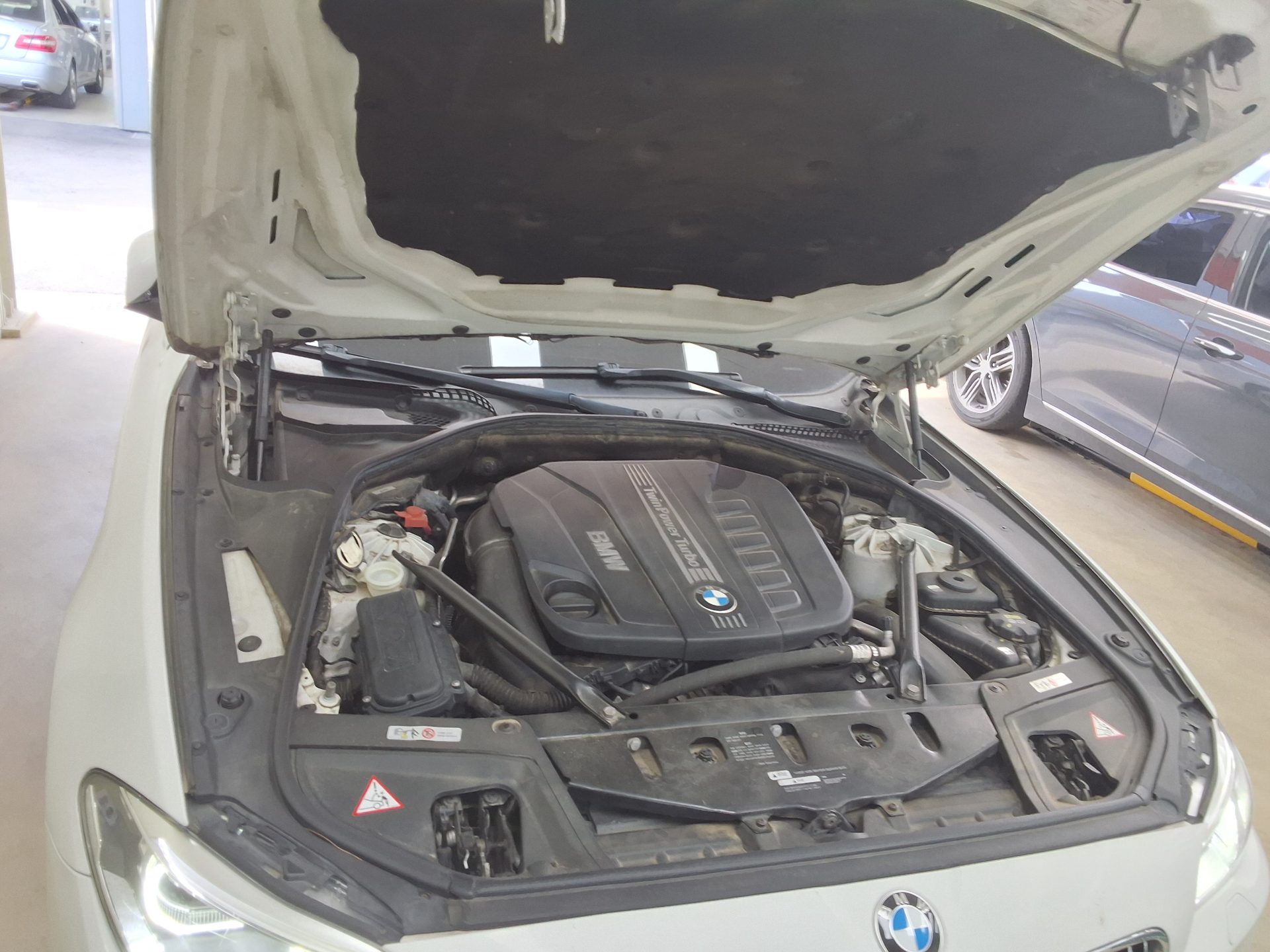 BMW 5 Series 2016 - Image 20