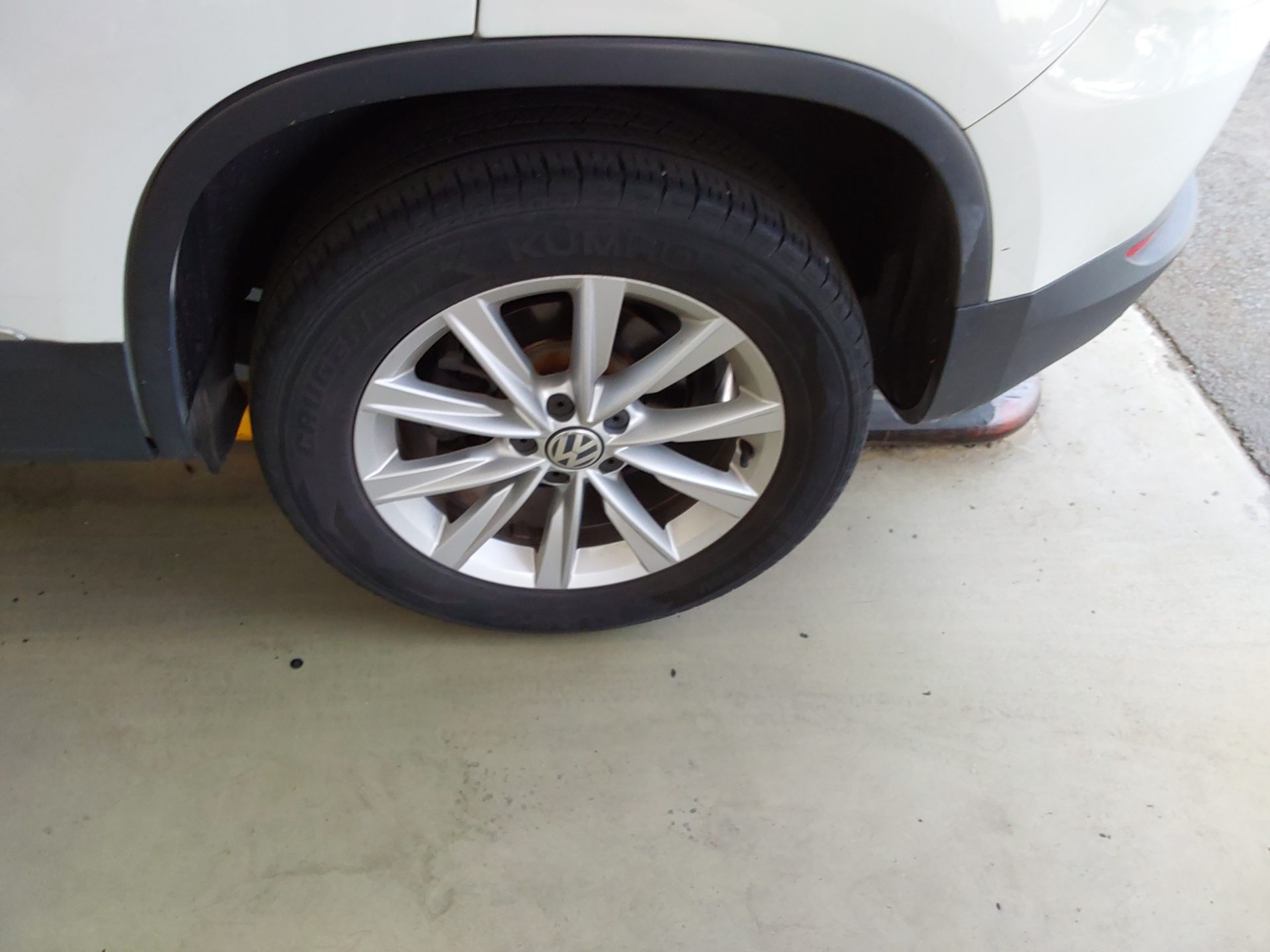 Volkswagen Tiguan 2015 - Image 19