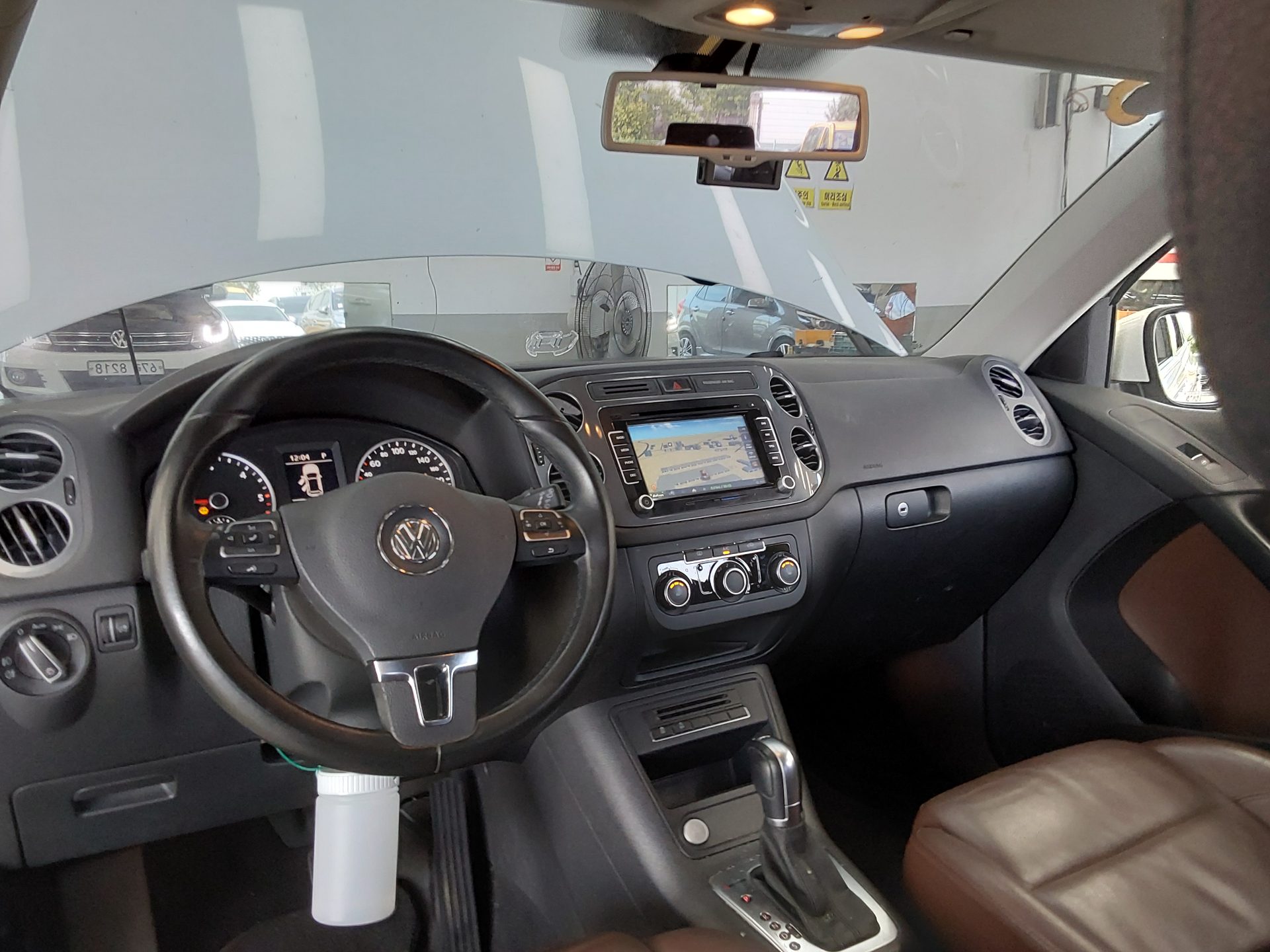 Volkswagen Tiguan 2015 - Image 11