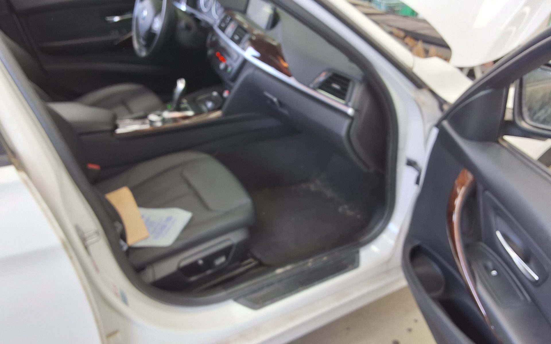 BMW 3 Series 2014 - Image 13