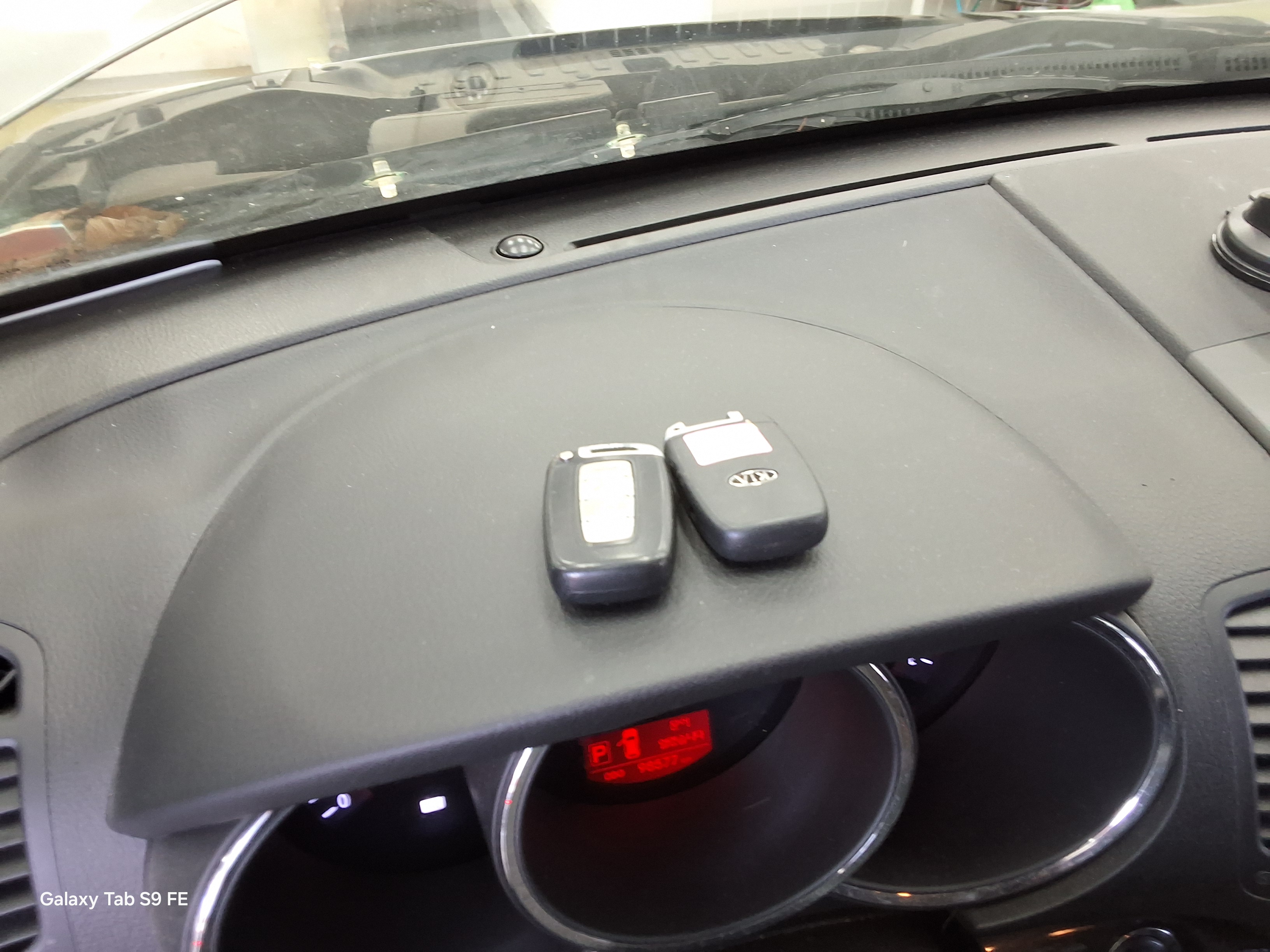 Kia Sorento 2011 - Image 18