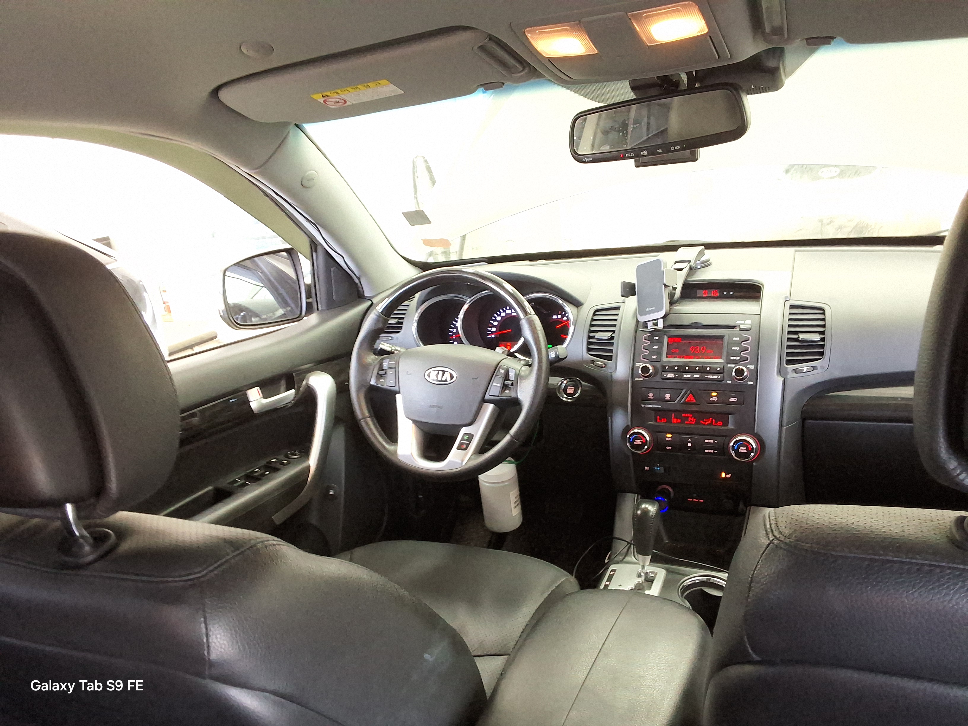Kia Sorento 2011 - Image 10