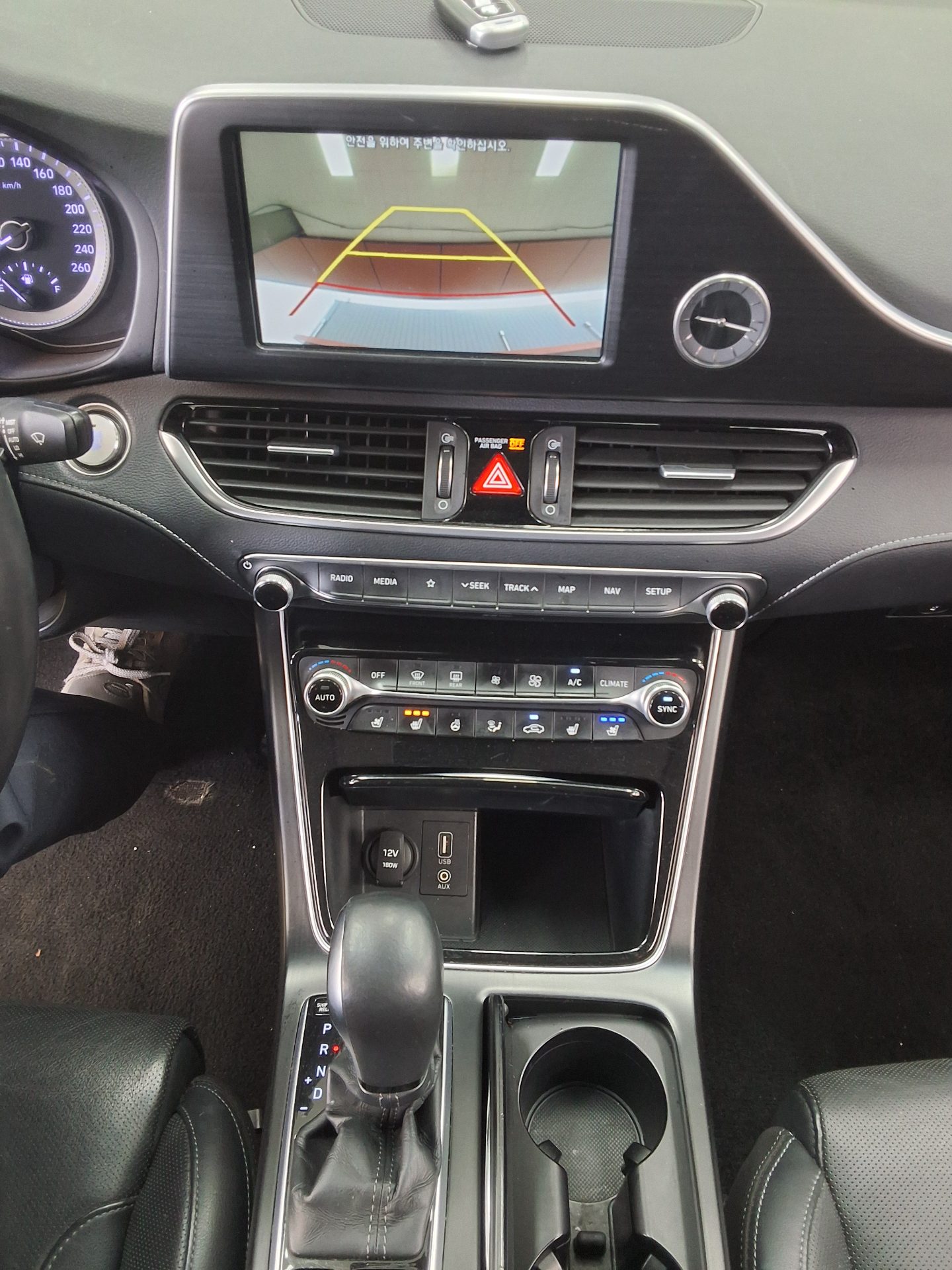 Hyundai Grandeur 2018 - Image 10
