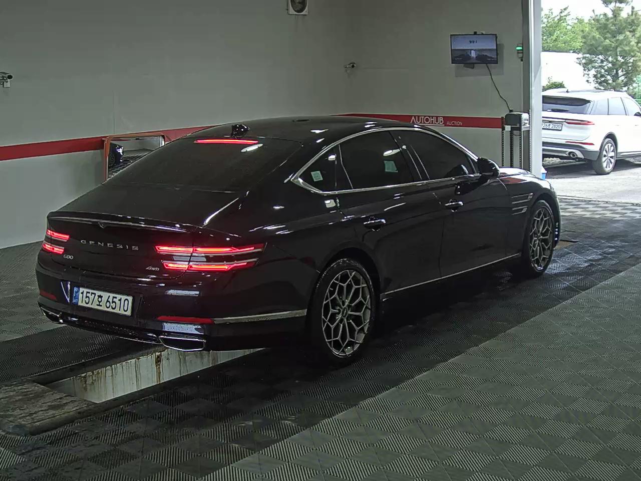 2022 - genesis g80