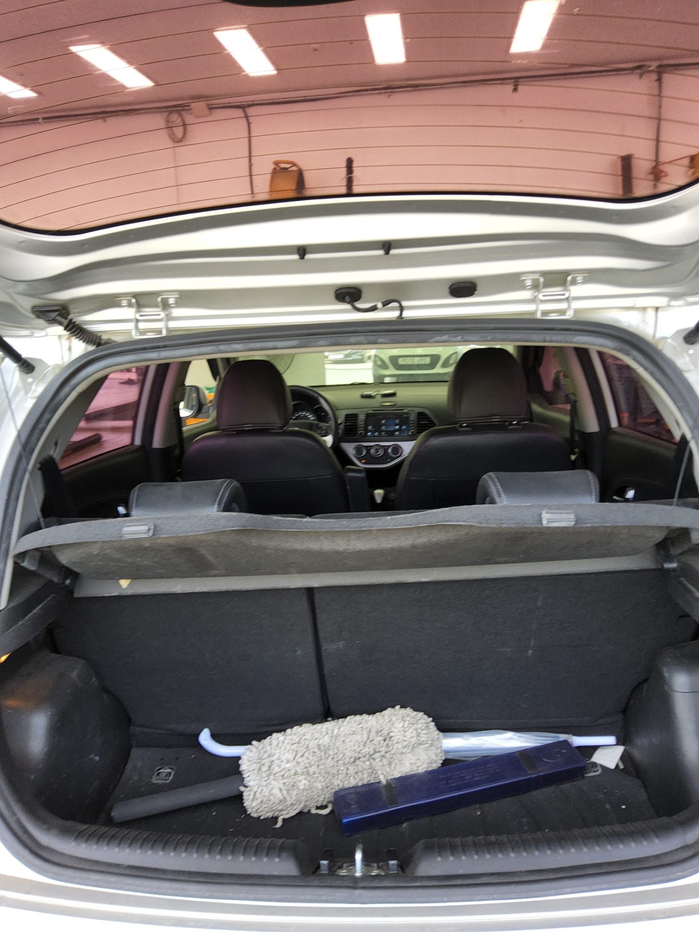 Kia Morning 2012 - Image 14
