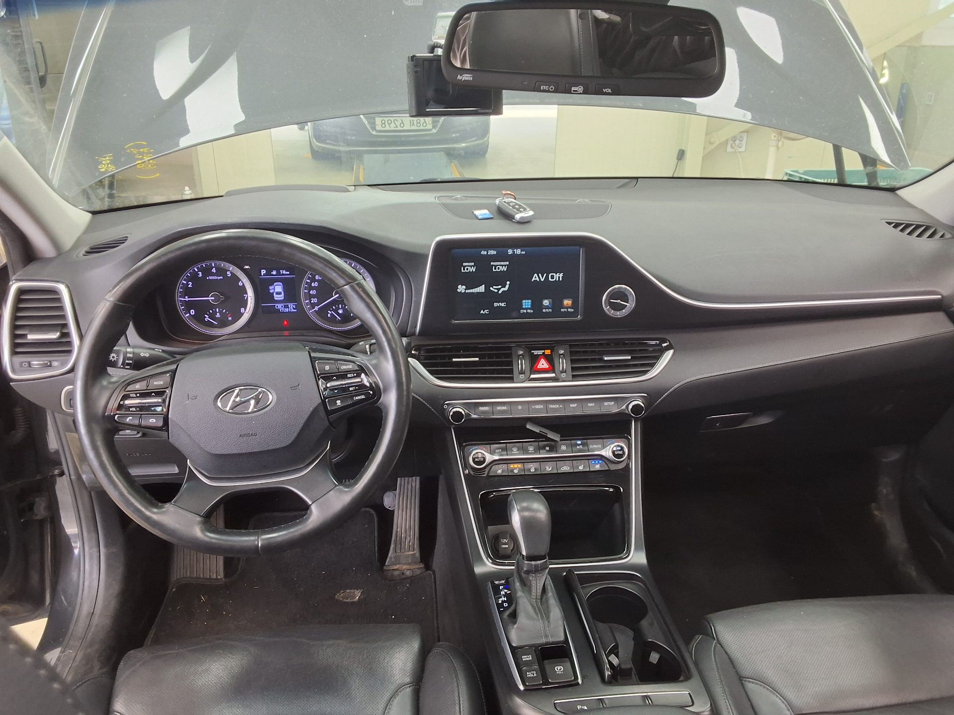 Hyundai Grandeur 2018 - Image 21