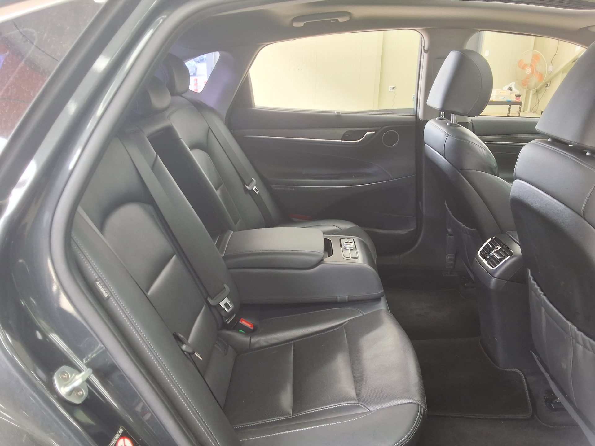 Hyundai Grandeur 2018 - Image 12