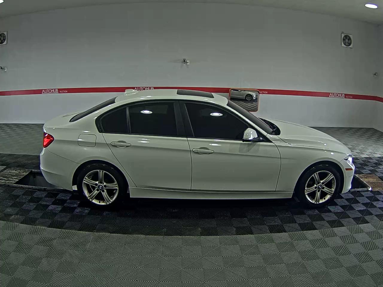 BMW 3 Series 2014 - Image 3