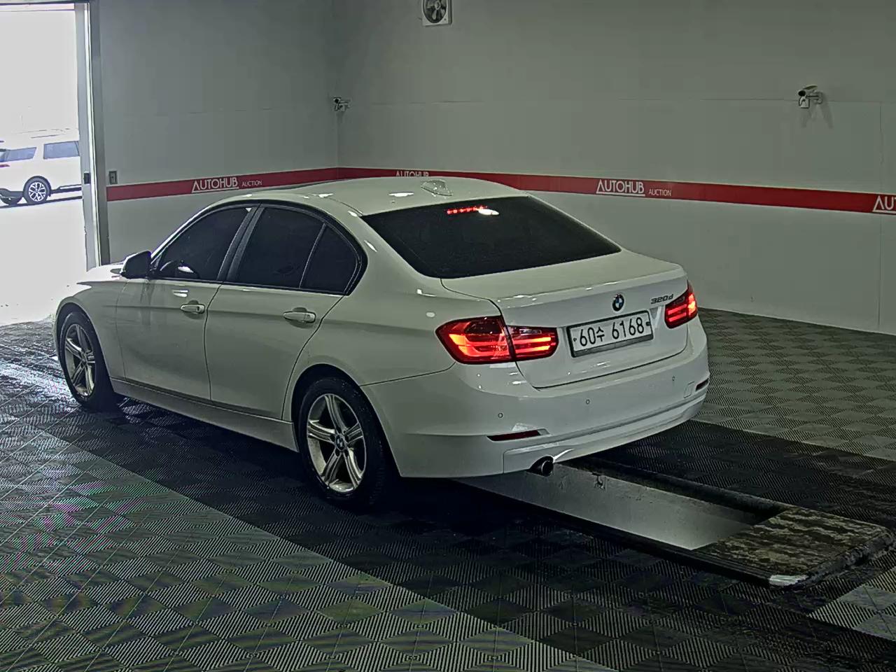 BMW 3 Series 2014 - Image 5