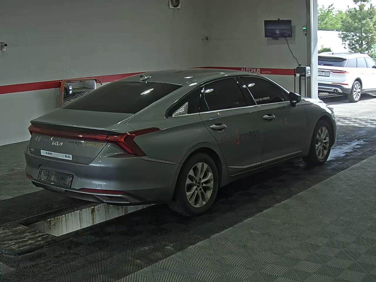 Kia K8 2022 - Image 4