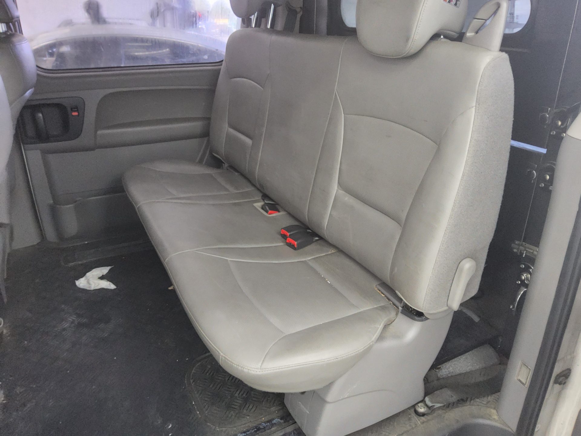 Hyundai Grand Starex 2017 - Image 11