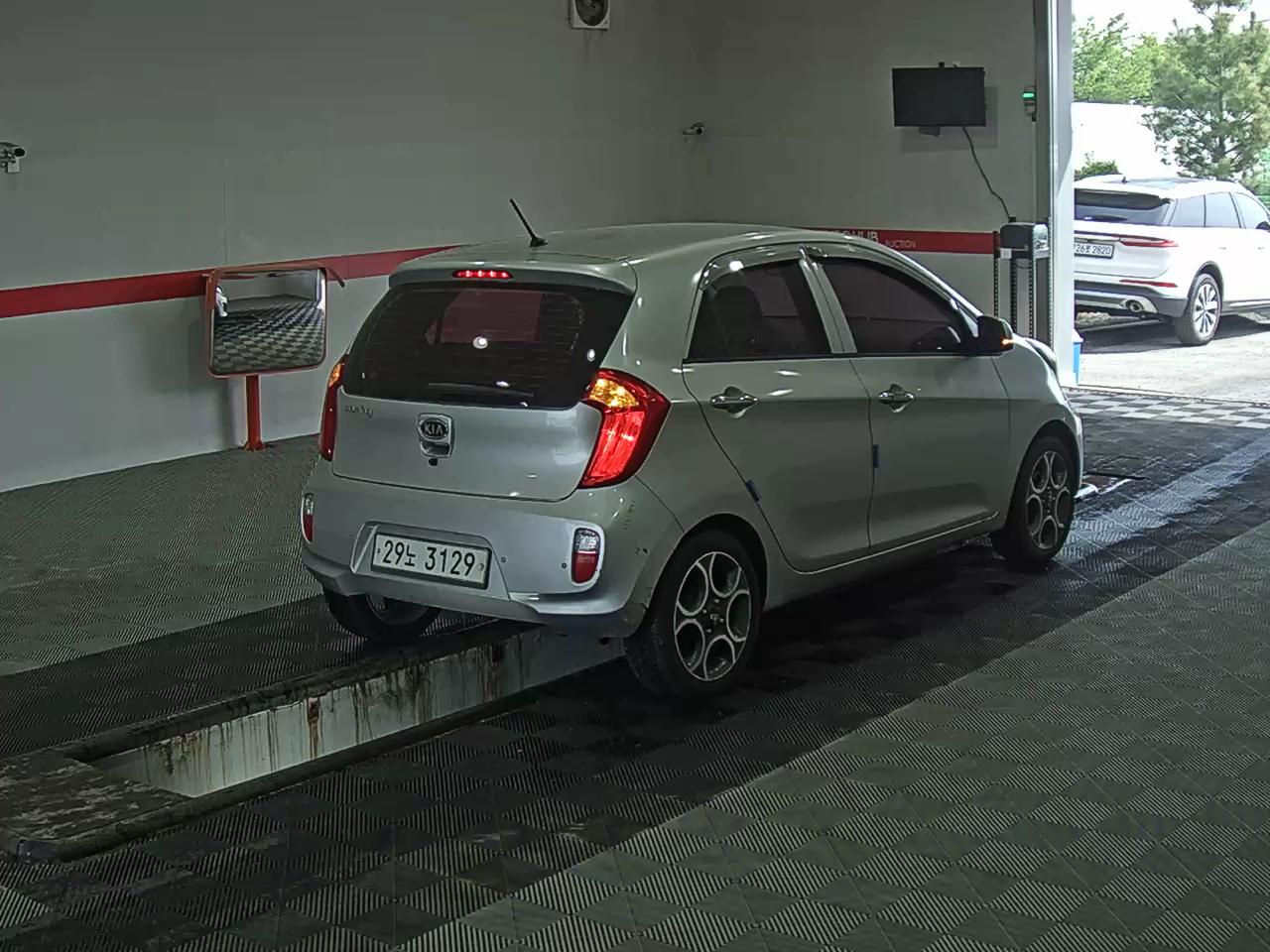 Kia Morning 2012 - Image 4