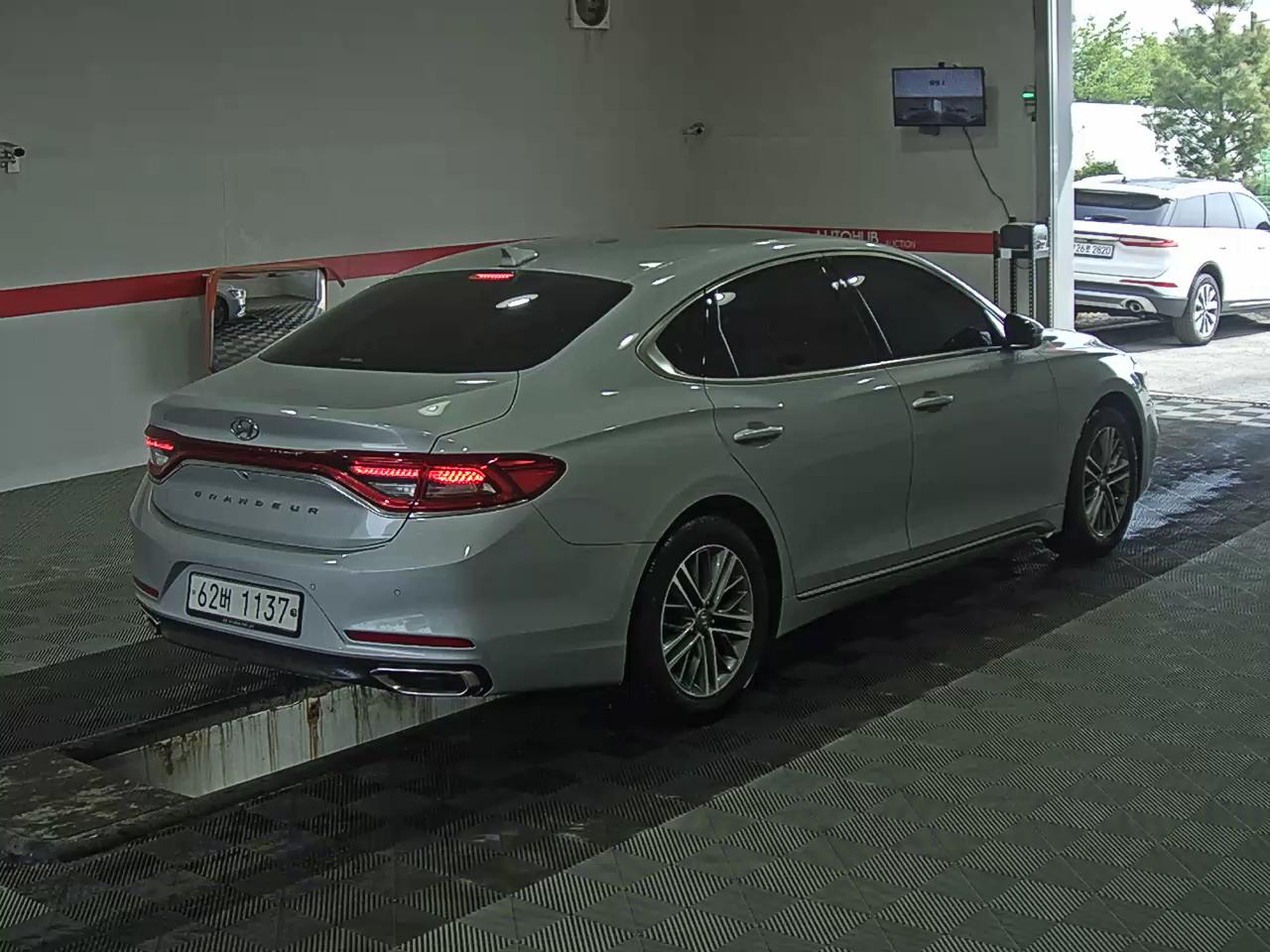 Hyundai Grandeur 2019 - Image 4