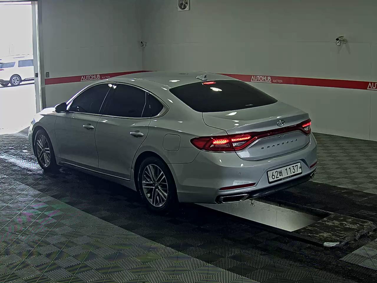 Hyundai Grandeur 2019 - Image 5
