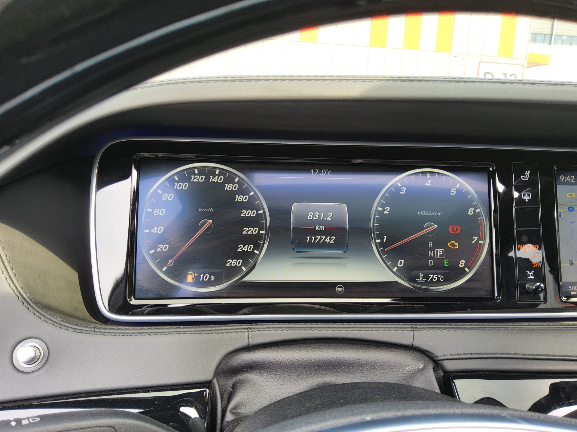 Mercedes-Benz S-Class 2015 - Image 8