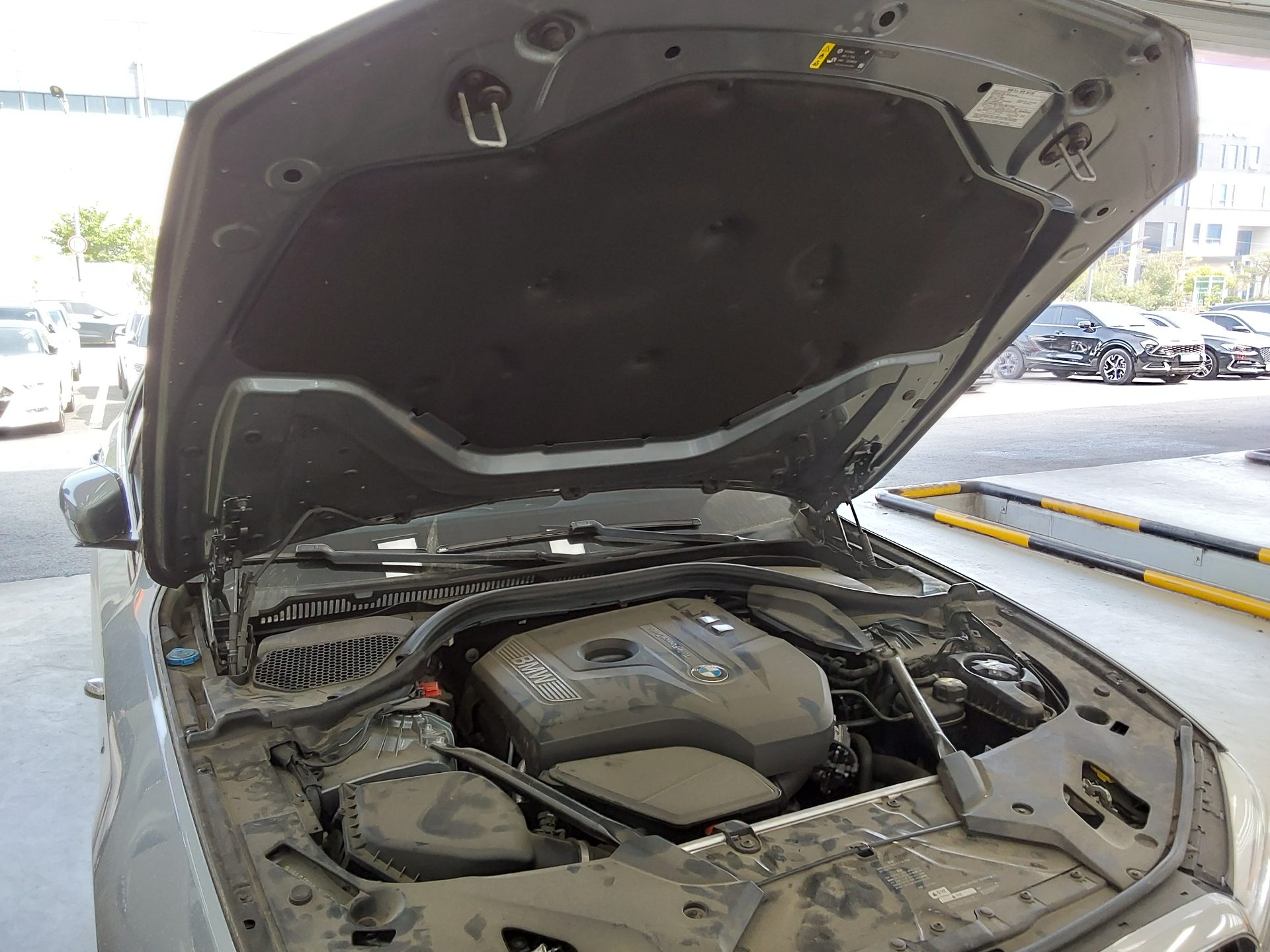 BMW 5 Series 2017 - Image 21