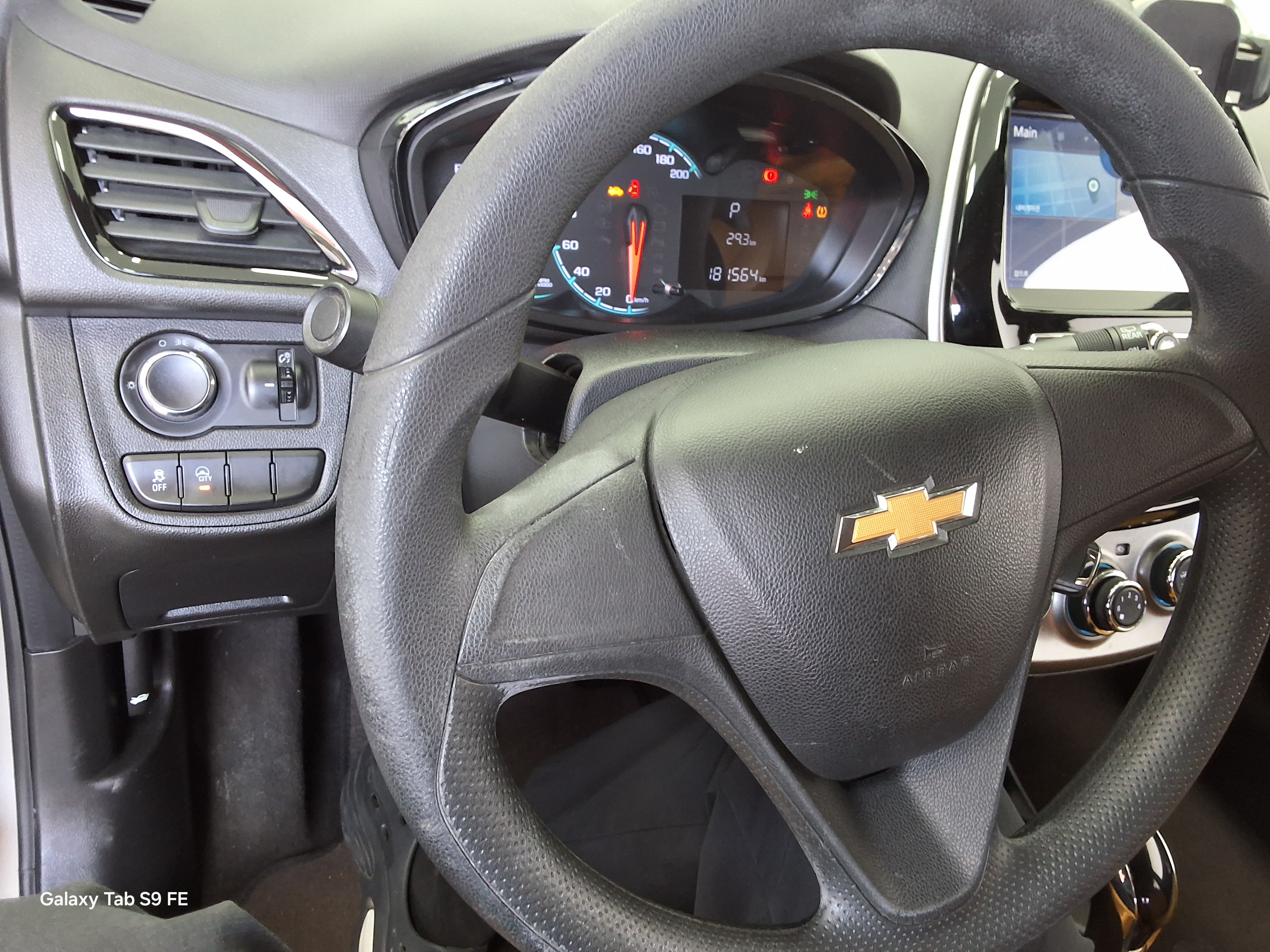 Chevrolet Spark 2017 - Image 16