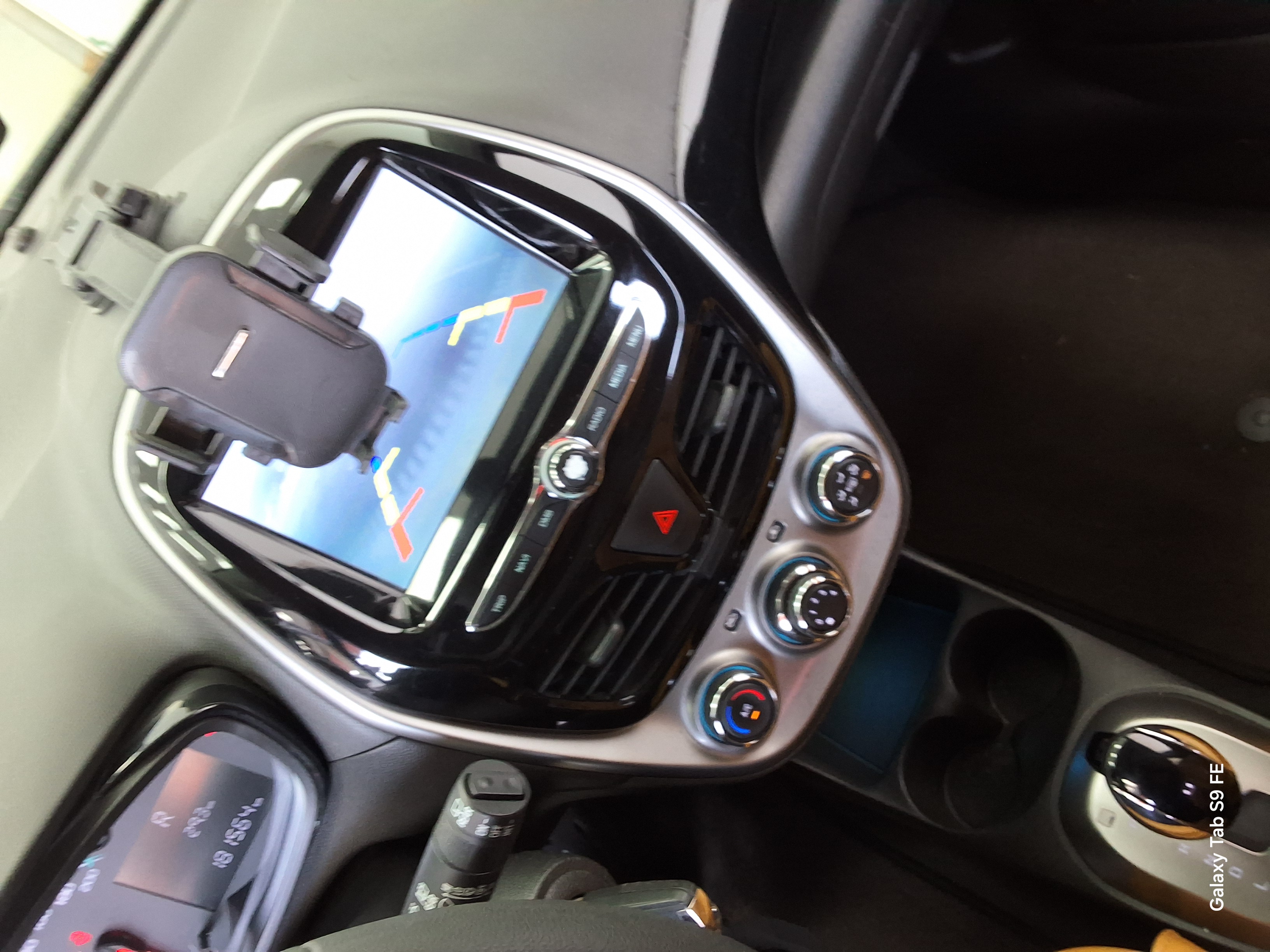 Chevrolet Spark 2017 - Image 17