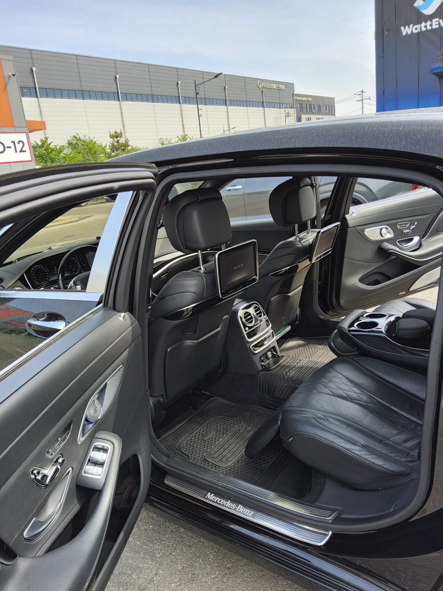 Mercedes-Benz S-Class 2015 - Image 11